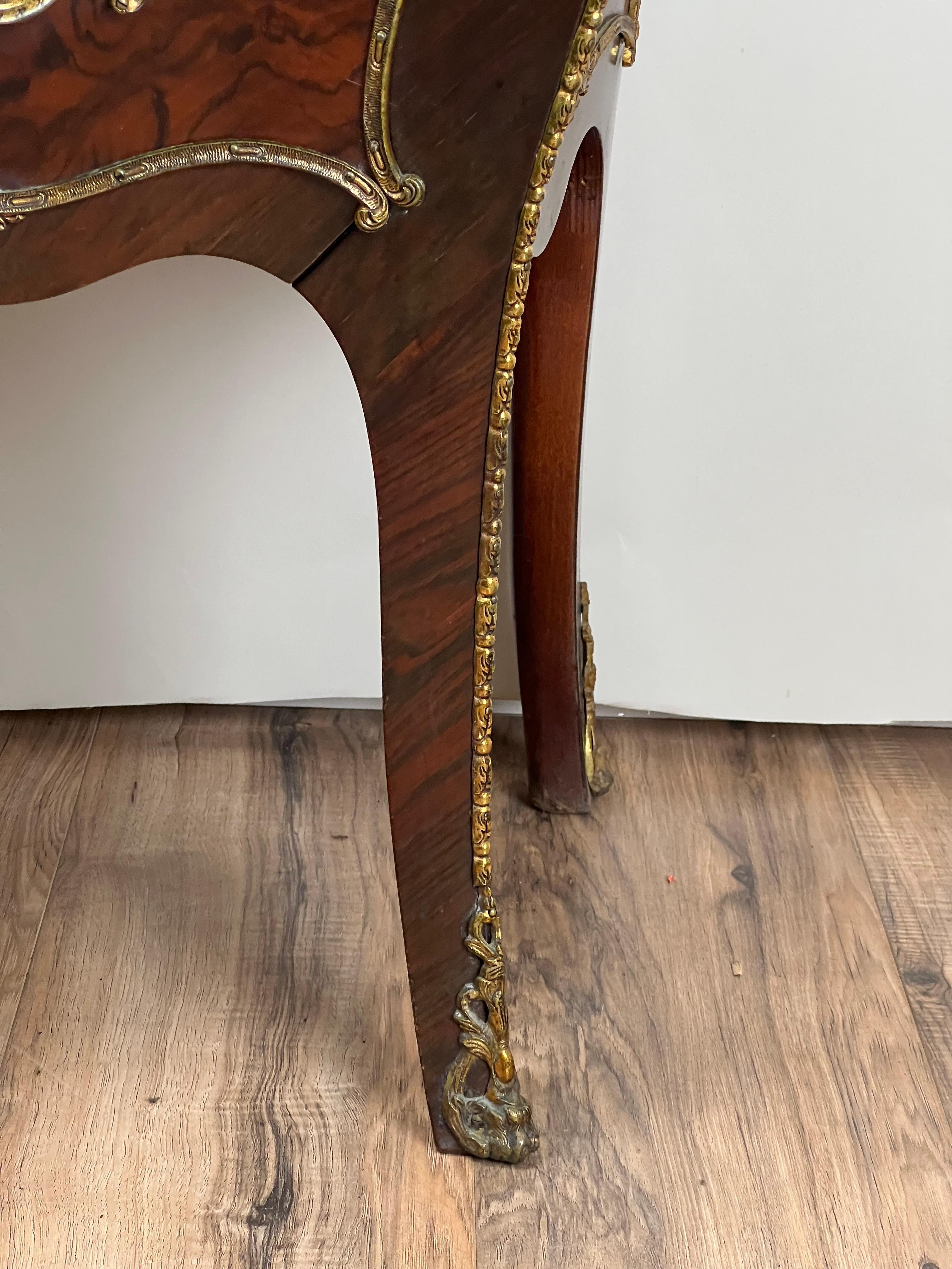 Mid-20th Century Vintage Louis XV Style Ormolu Mounted Rosewood and Pink Marble Commode For Sale