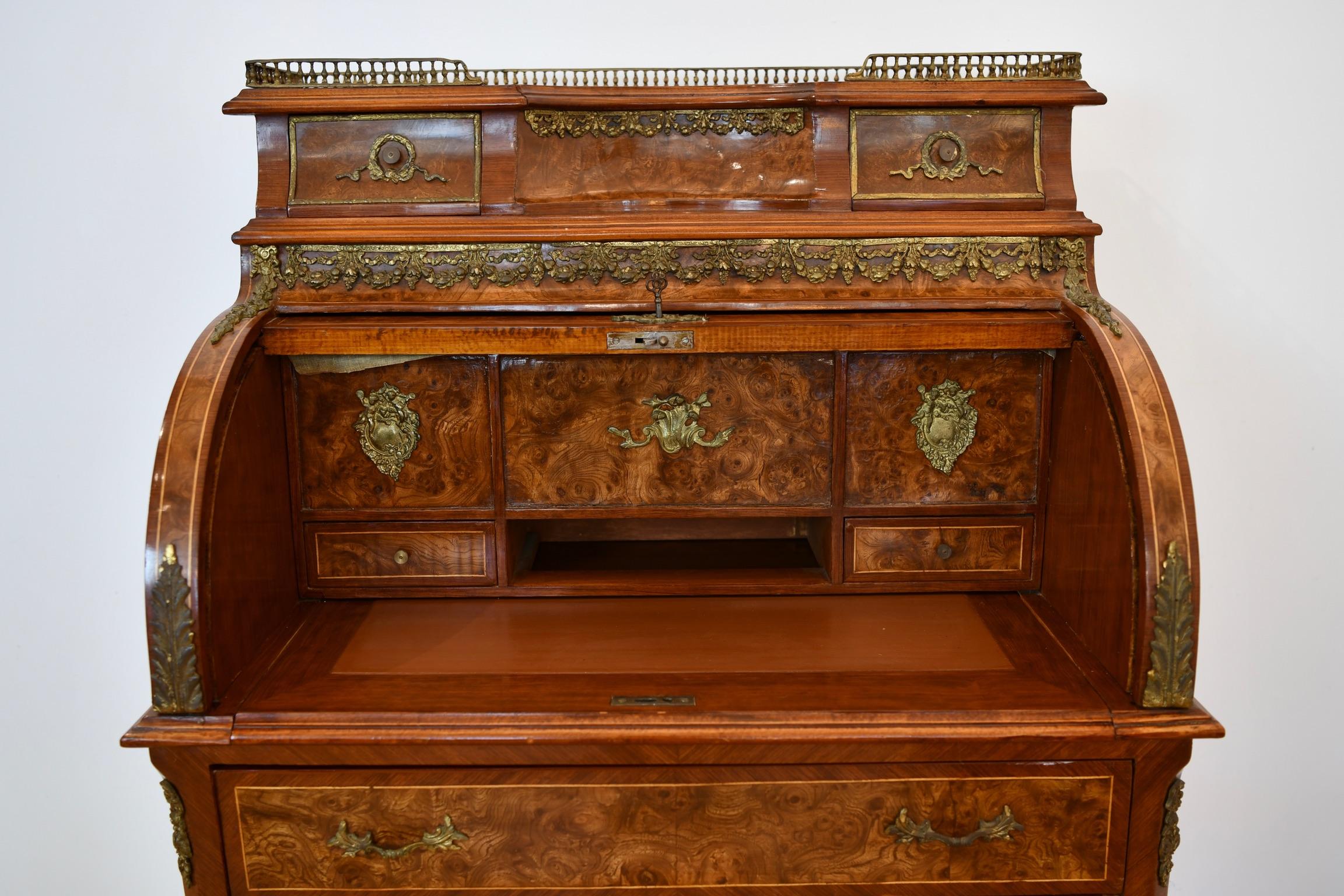 Vintage Louis XV Style Roll Top Ladies Desk 5