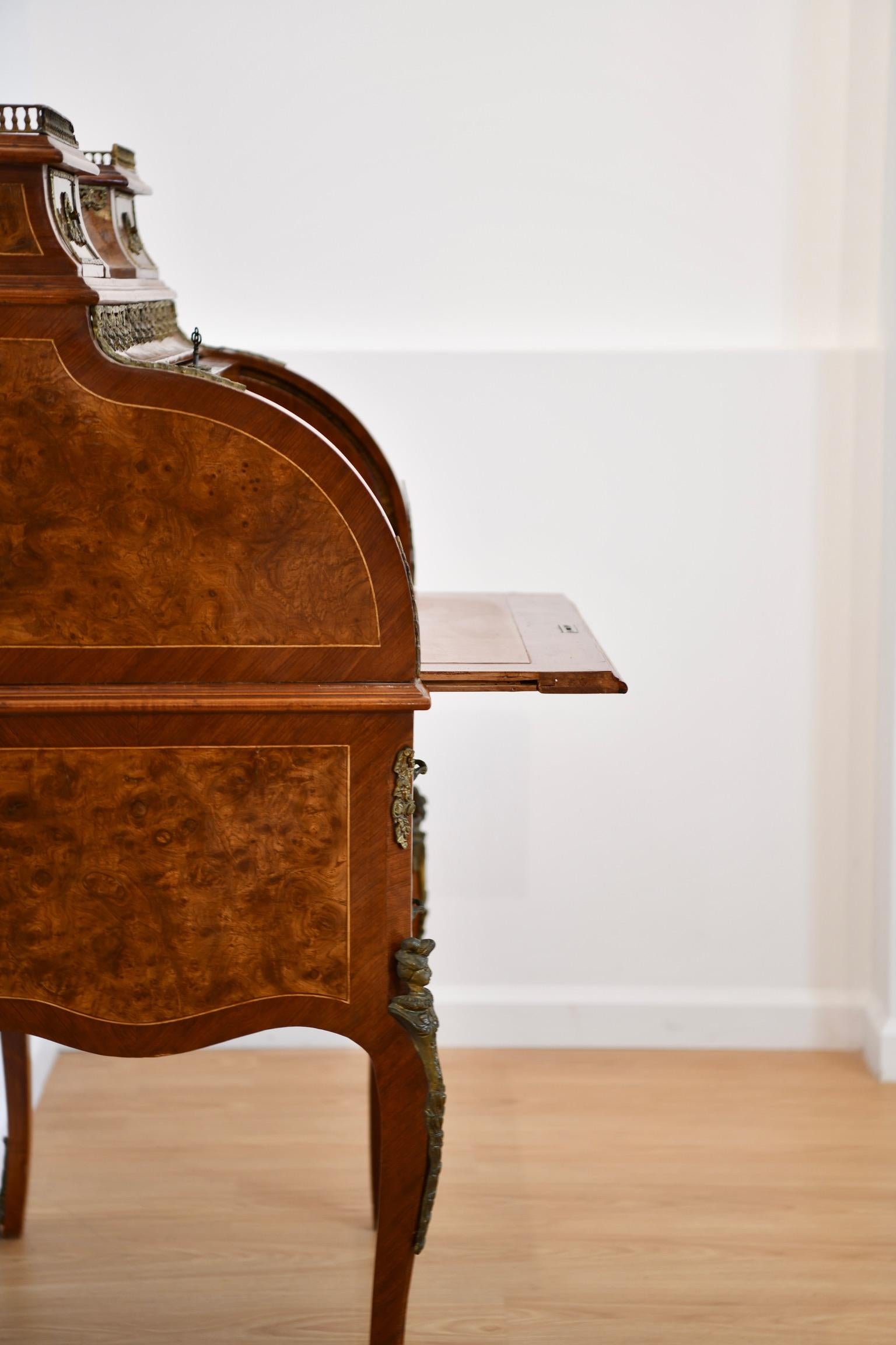 Vintage Louis XV Style Roll Top Ladies Desk 10