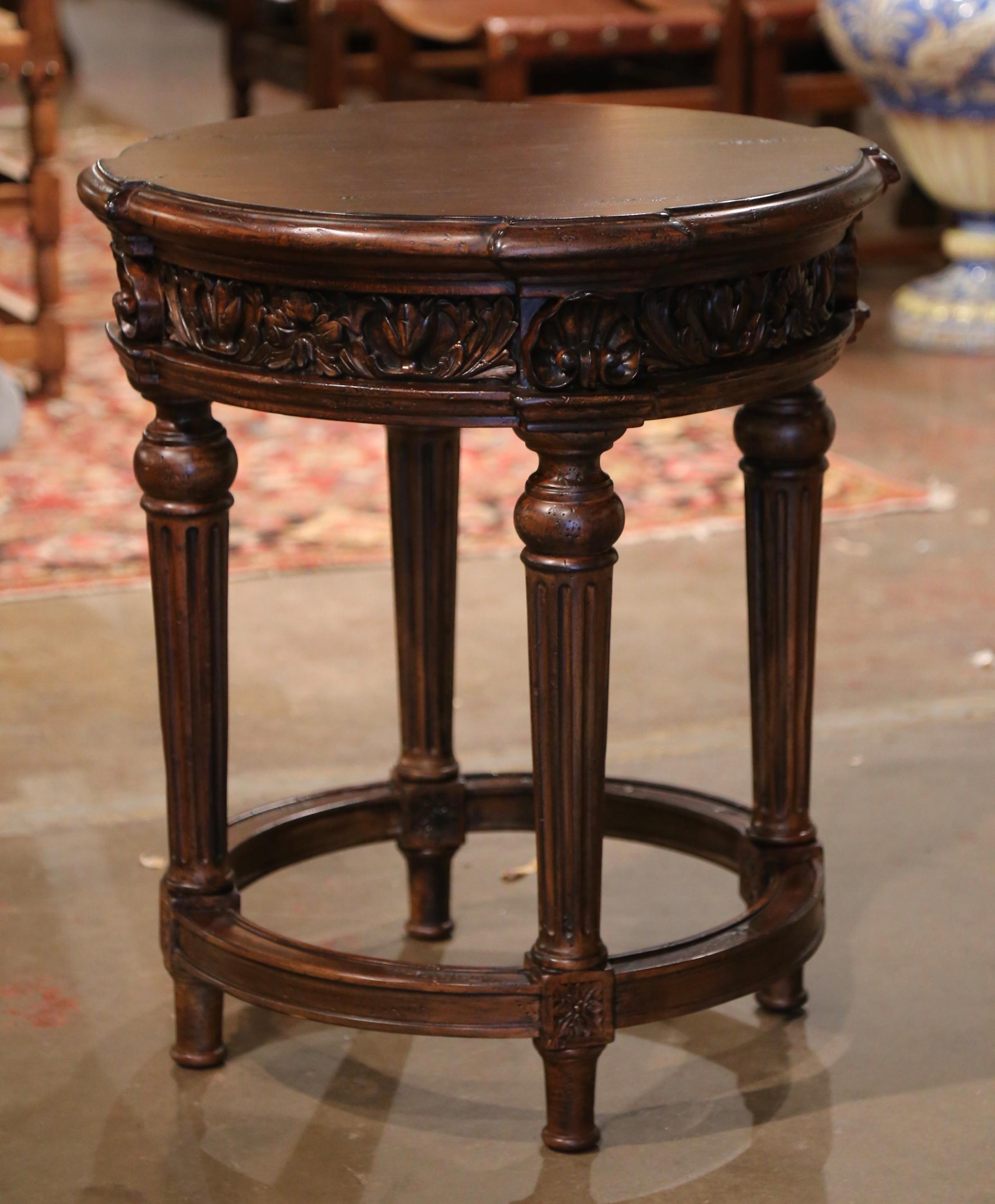 20th Century Vintage Louis XVI Style Carved Walnut Gueridon Side Table from Habersham For Sale