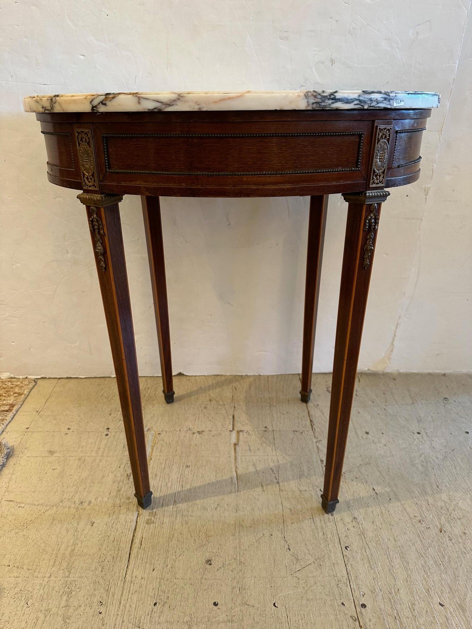 Vintage Louis XVI Style Oval Side Table with Marble Top In Good Condition For Sale In Hopewell, NJ