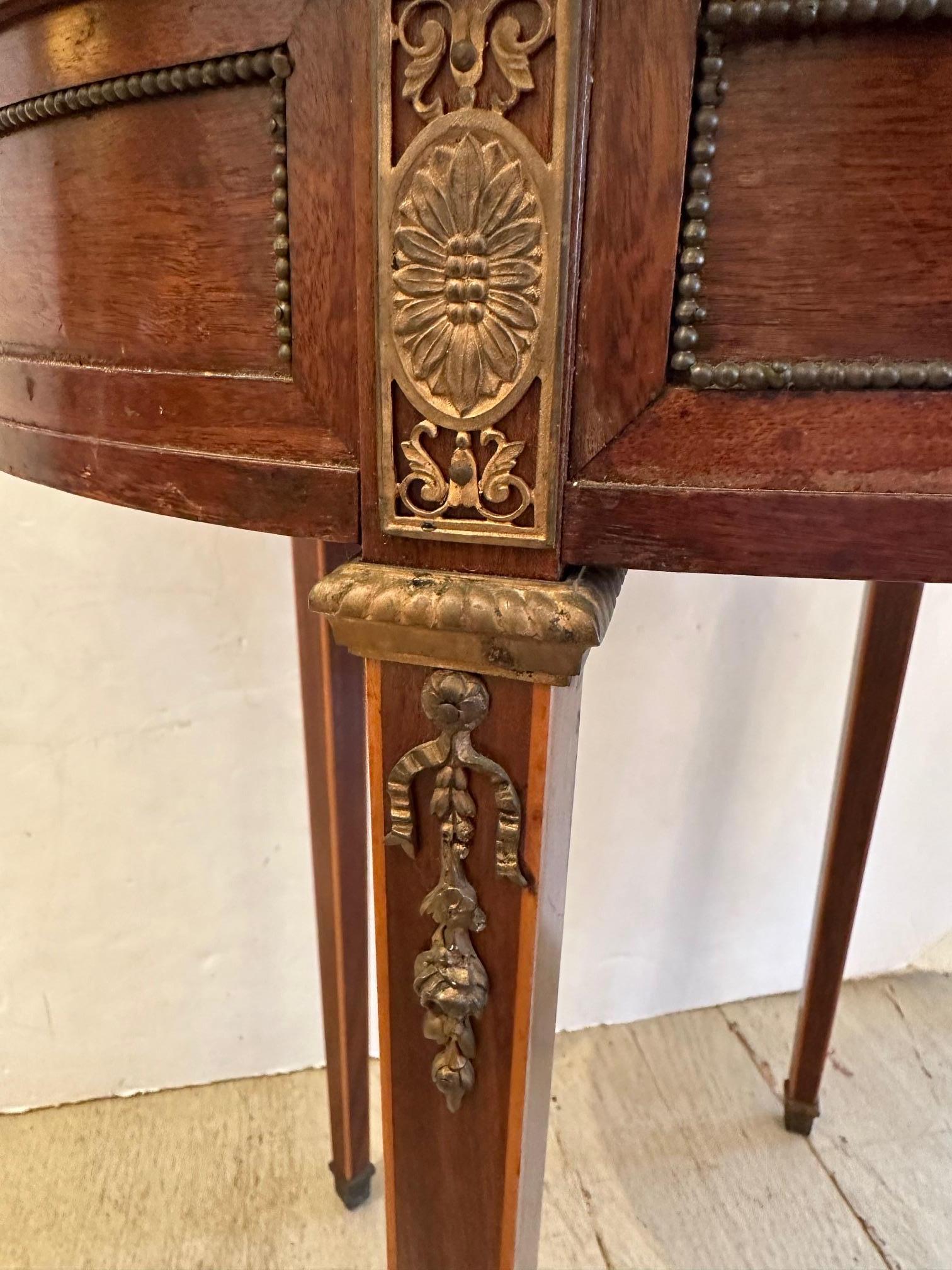 Brass Vintage Louis XVI Style Oval Side Table with Marble Top For Sale