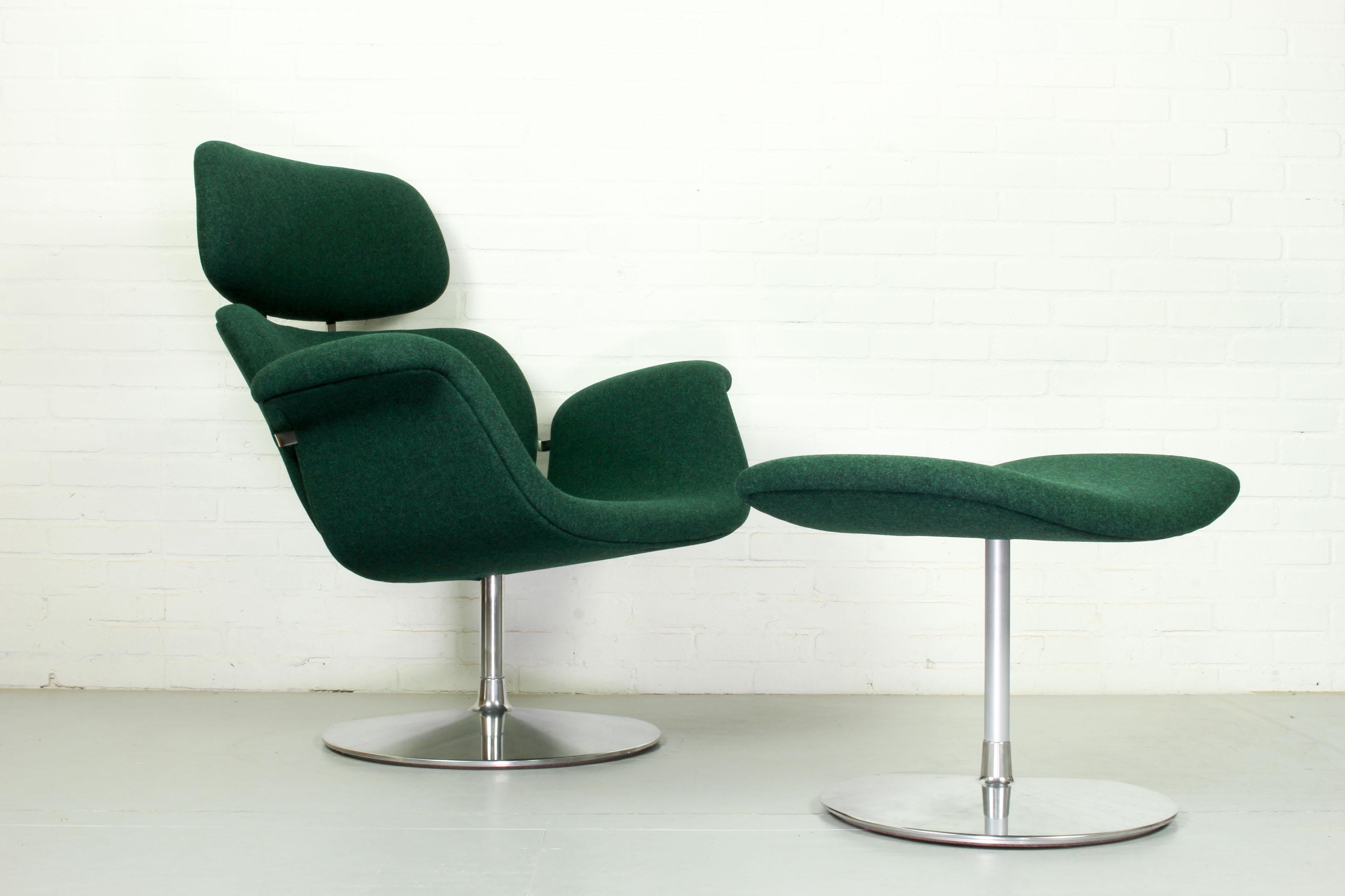 Vintage Lounge Chair Big Tulip (F545) with ottoman (P545) by Pierre ...