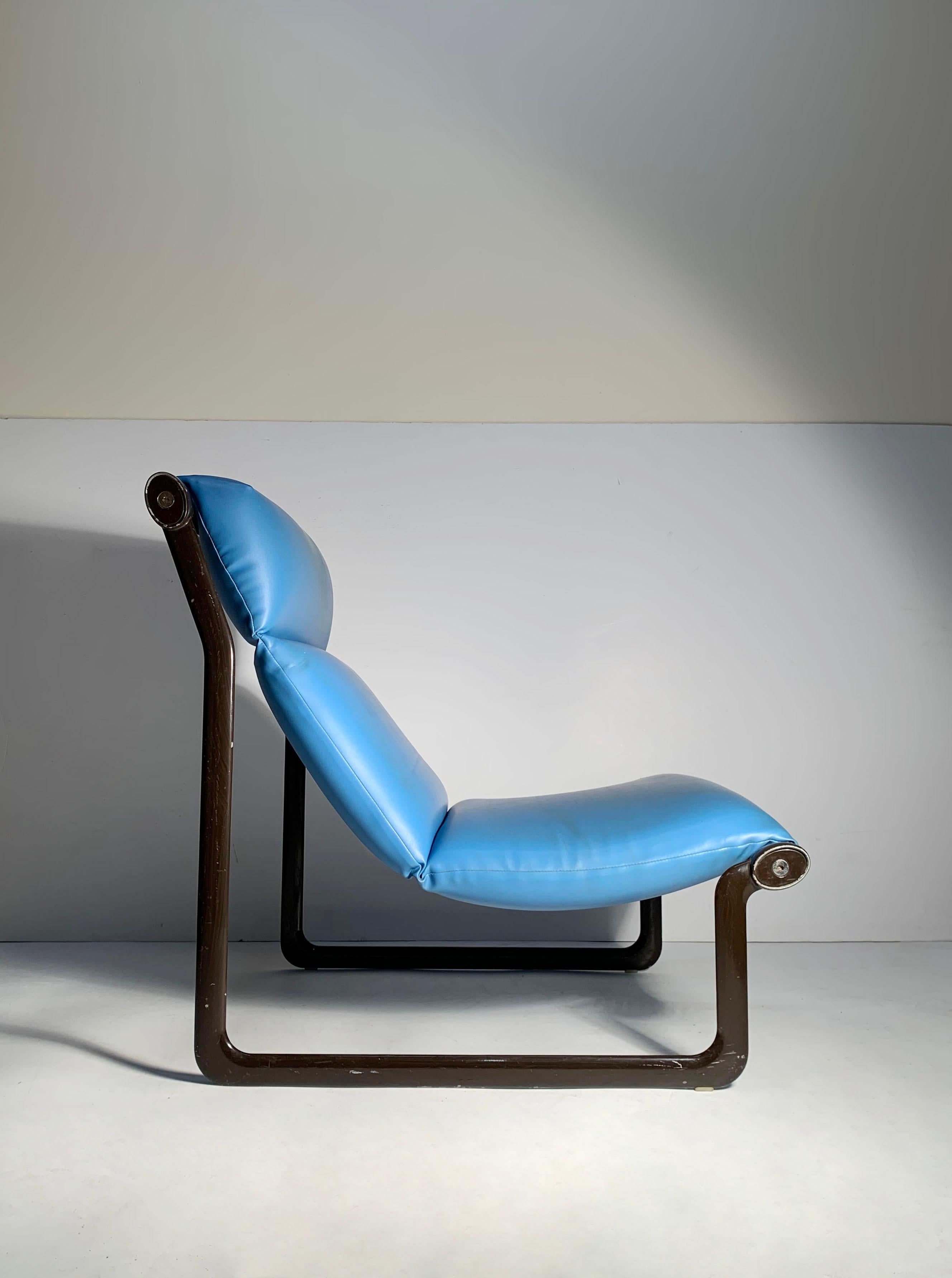 Vintage Lounge Chair by Bruce Hannah and Andrew Morrison for Knoll In Good Condition For Sale In Chicago, IL