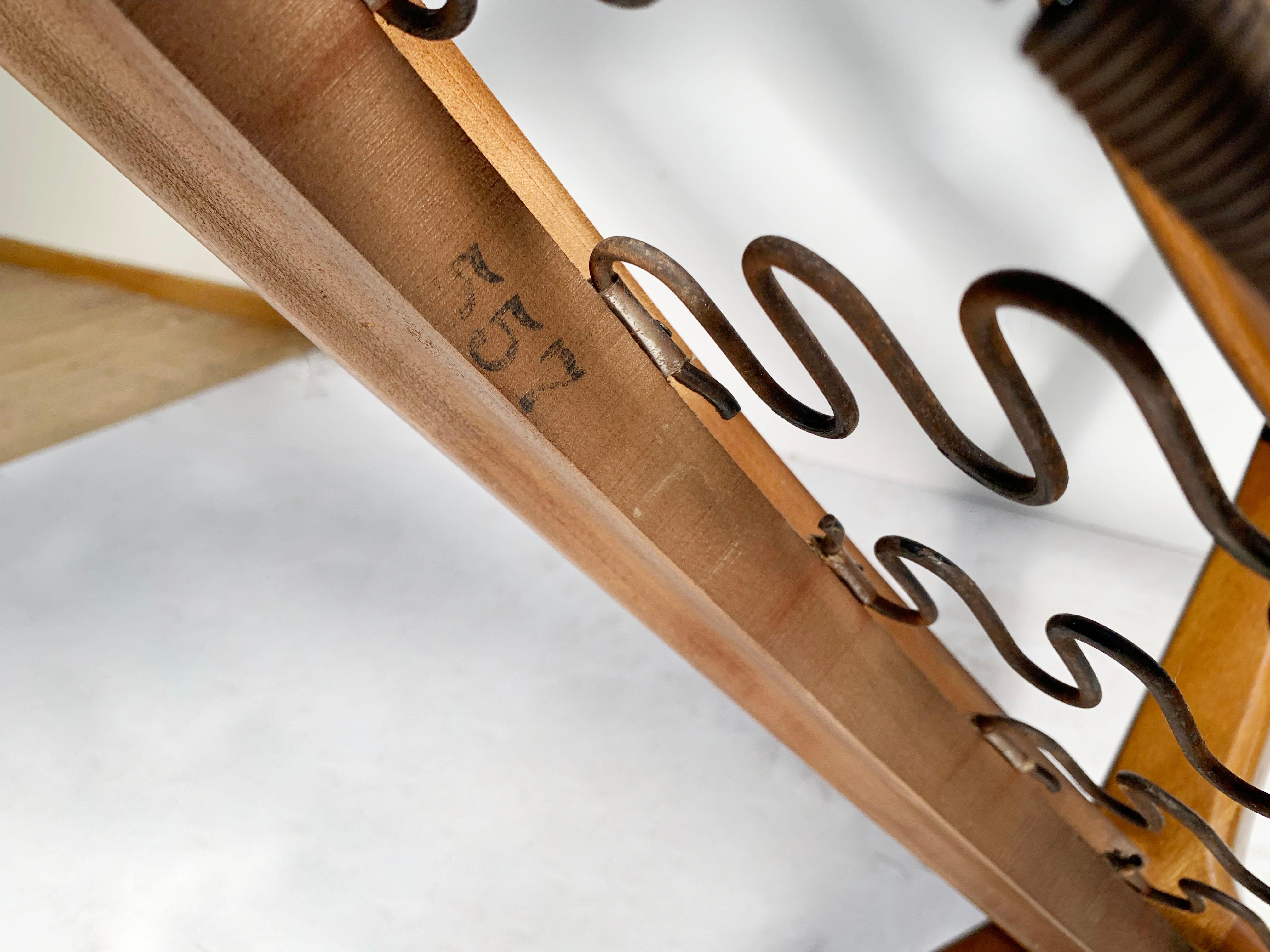 Bois Chaise longue vintage par Carlo di Carli en vente