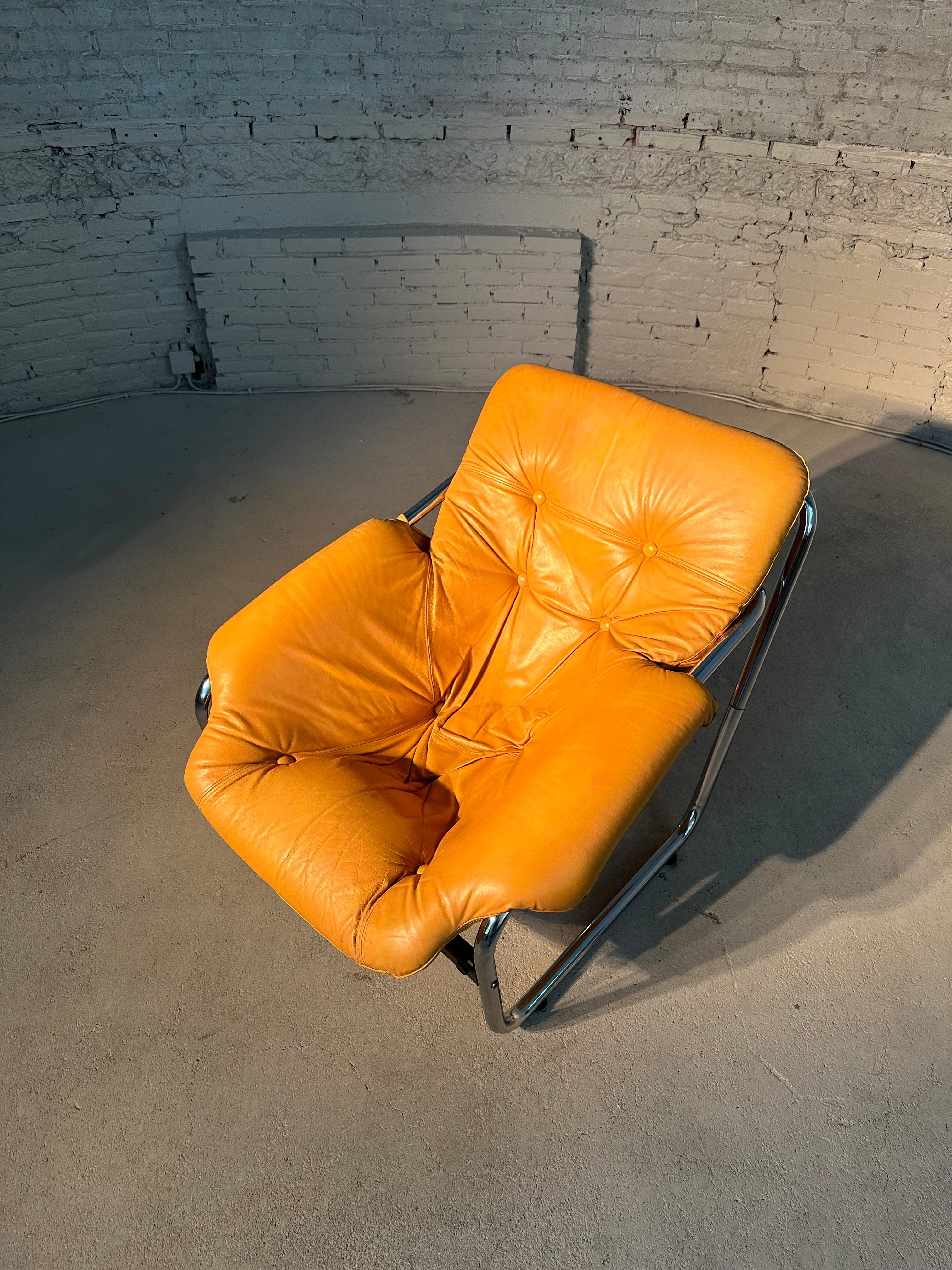 Vintage Lounge Chair In Good Condition In BREDA, NL