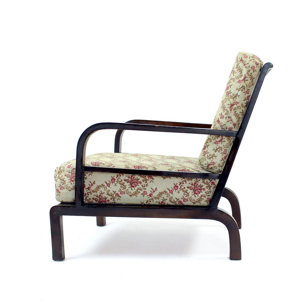Vintage Lounge Chair In Wood, Czechoslovakia Circa 1940s For Sale 2
