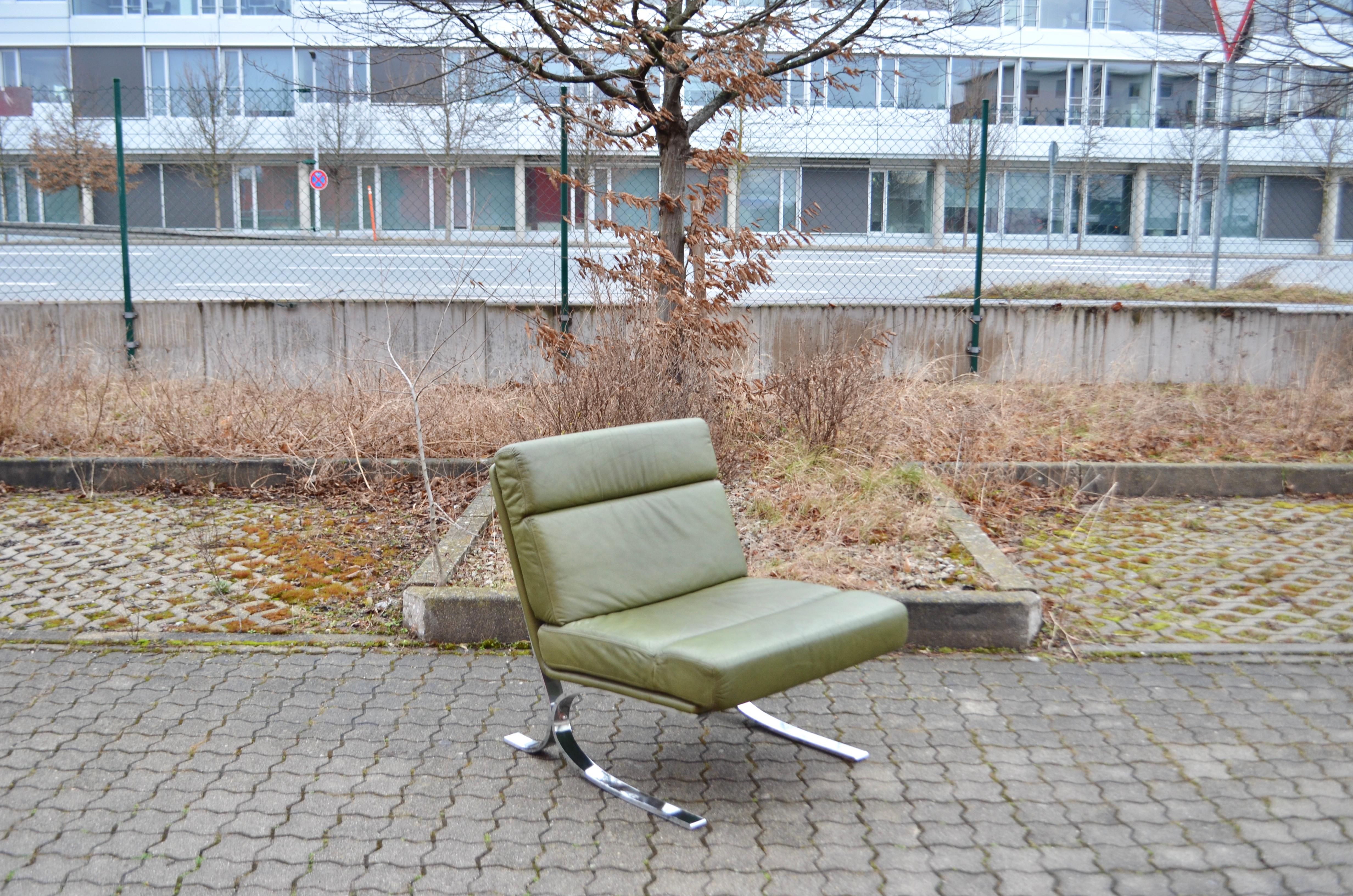 Vintage Lounge Chair Leder Moosgrün im Angebot 3