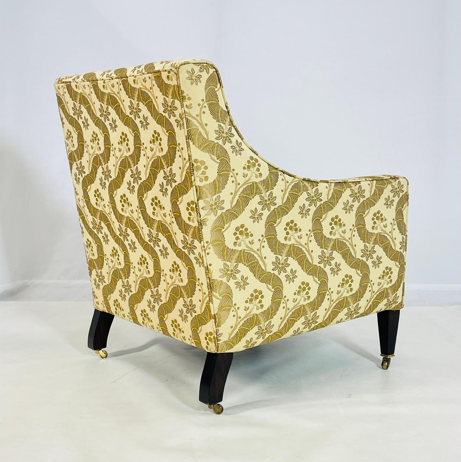 Vintage Lounge Chair Made in England by George Smith For Sale 1