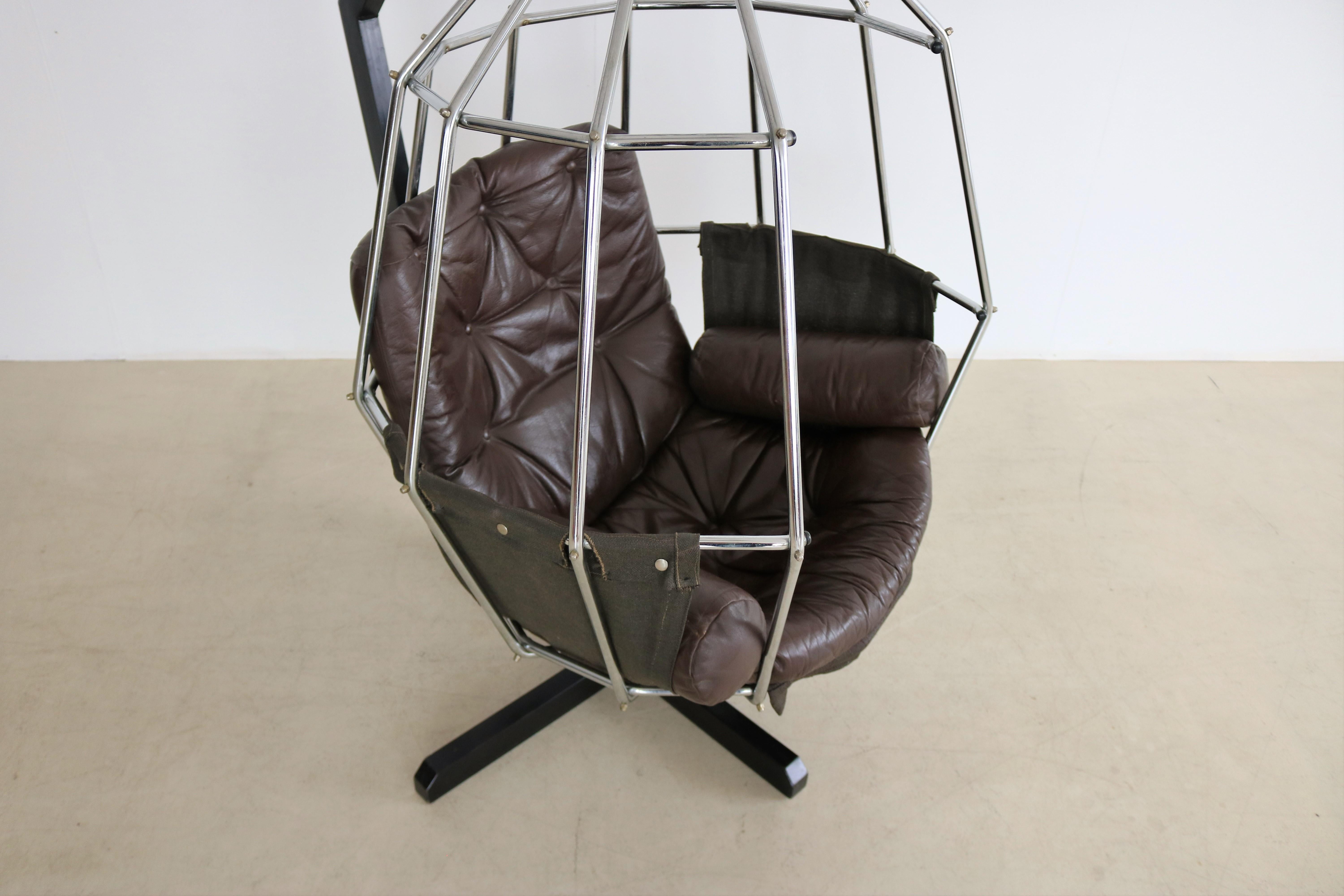 Vintage Lounge Chair Papegojan Hanging Chair Ib Arberg In Good Condition For Sale In GRONINGEN, NL