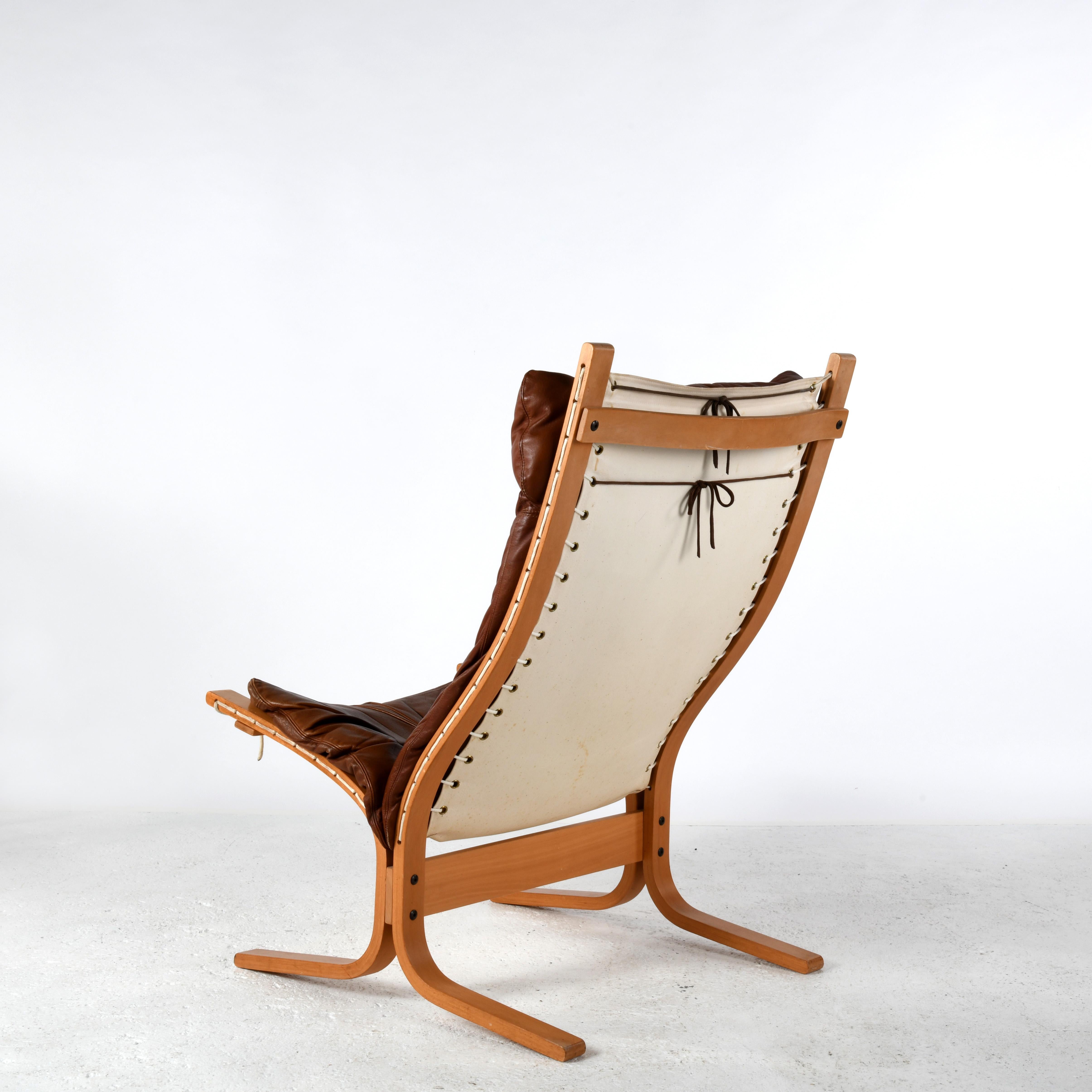 Scandinavian Modern Vintage lounge chair Siesta designed by Ingmar Relling in the 60s