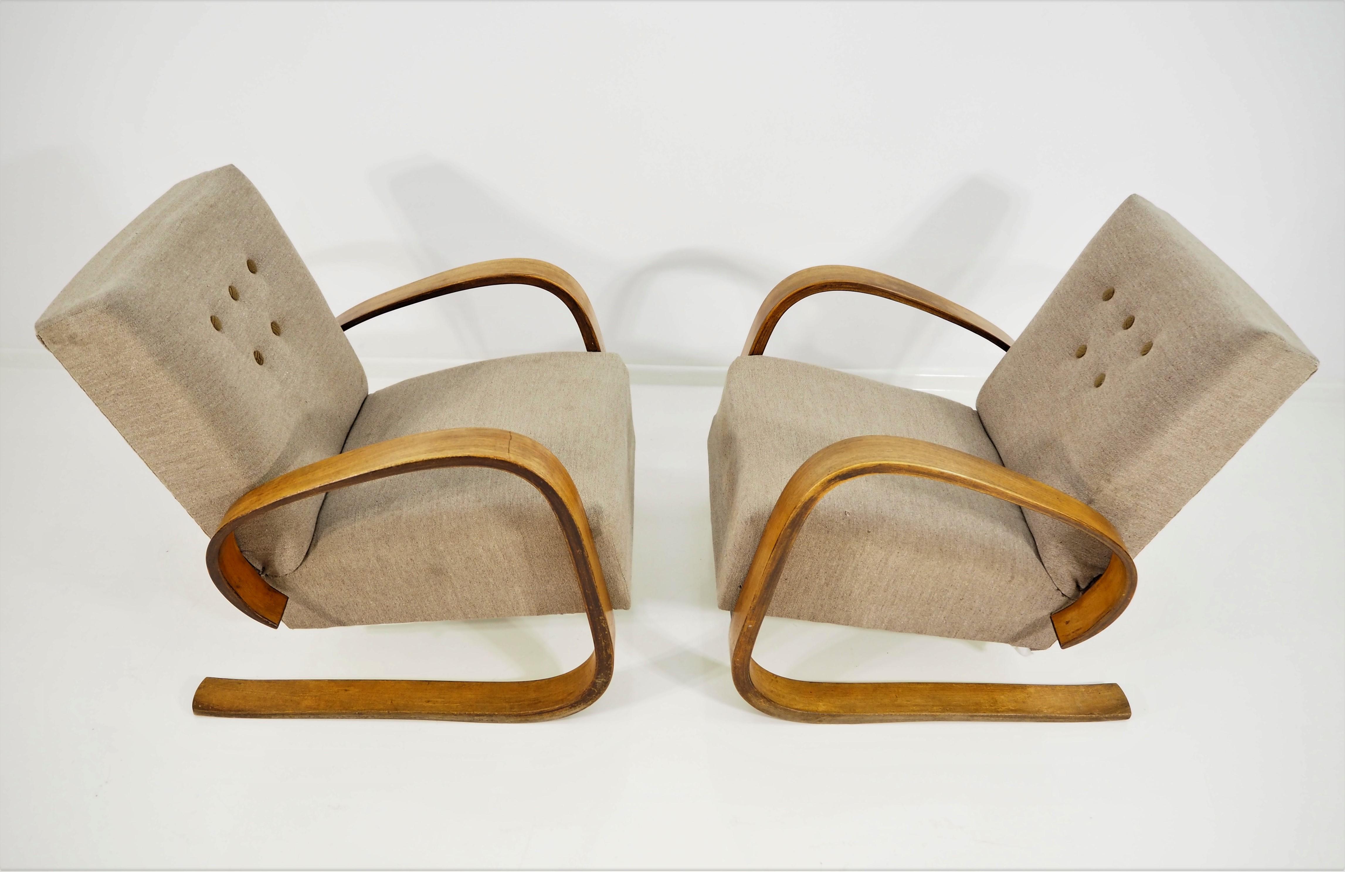  Vintage Lounge Chairs by Miroslav Navratil, 1930s, Set of 2 3