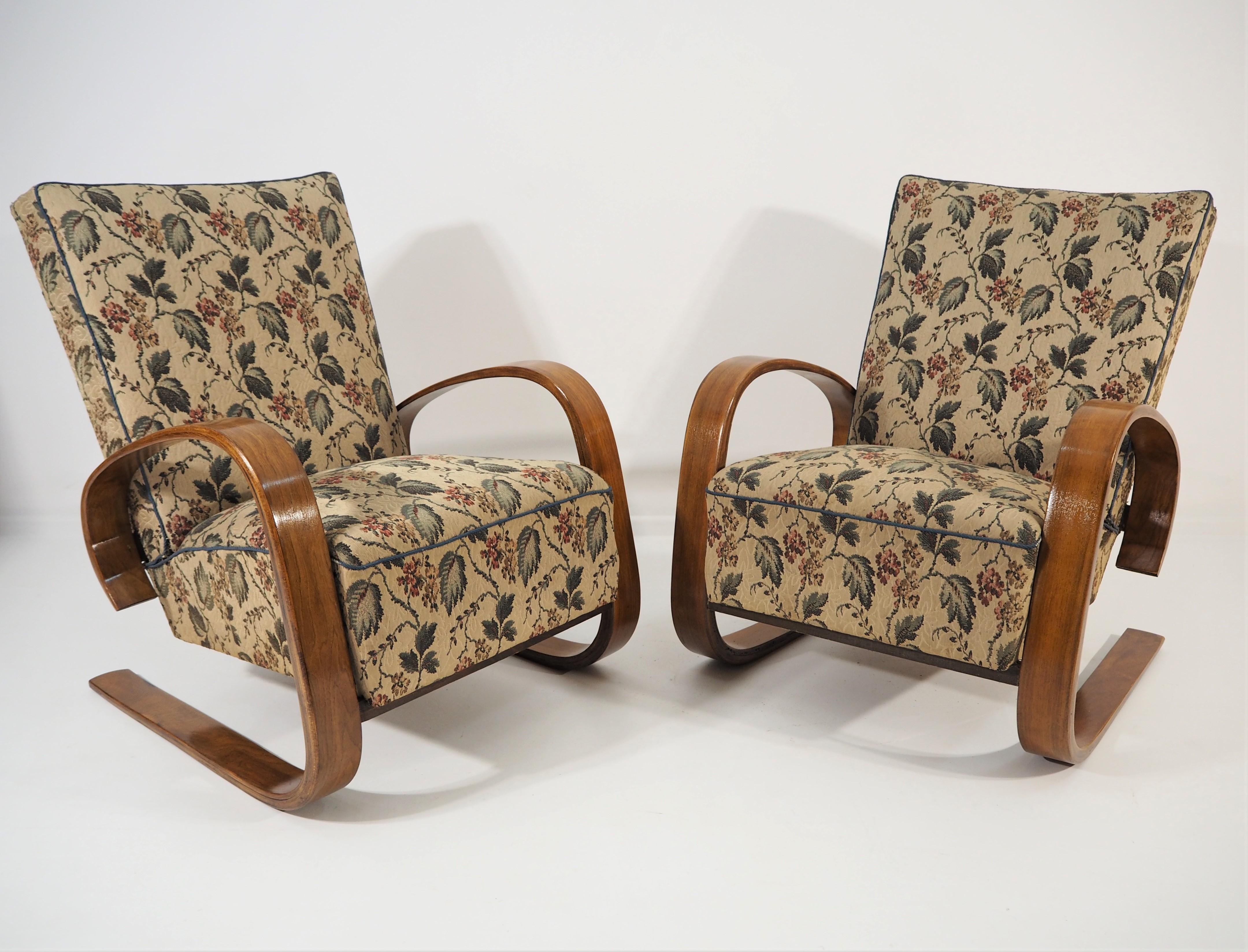 Vintage Lounge Chairs by Miroslav Navratil, 1930s, Set of 2 For Sale 8