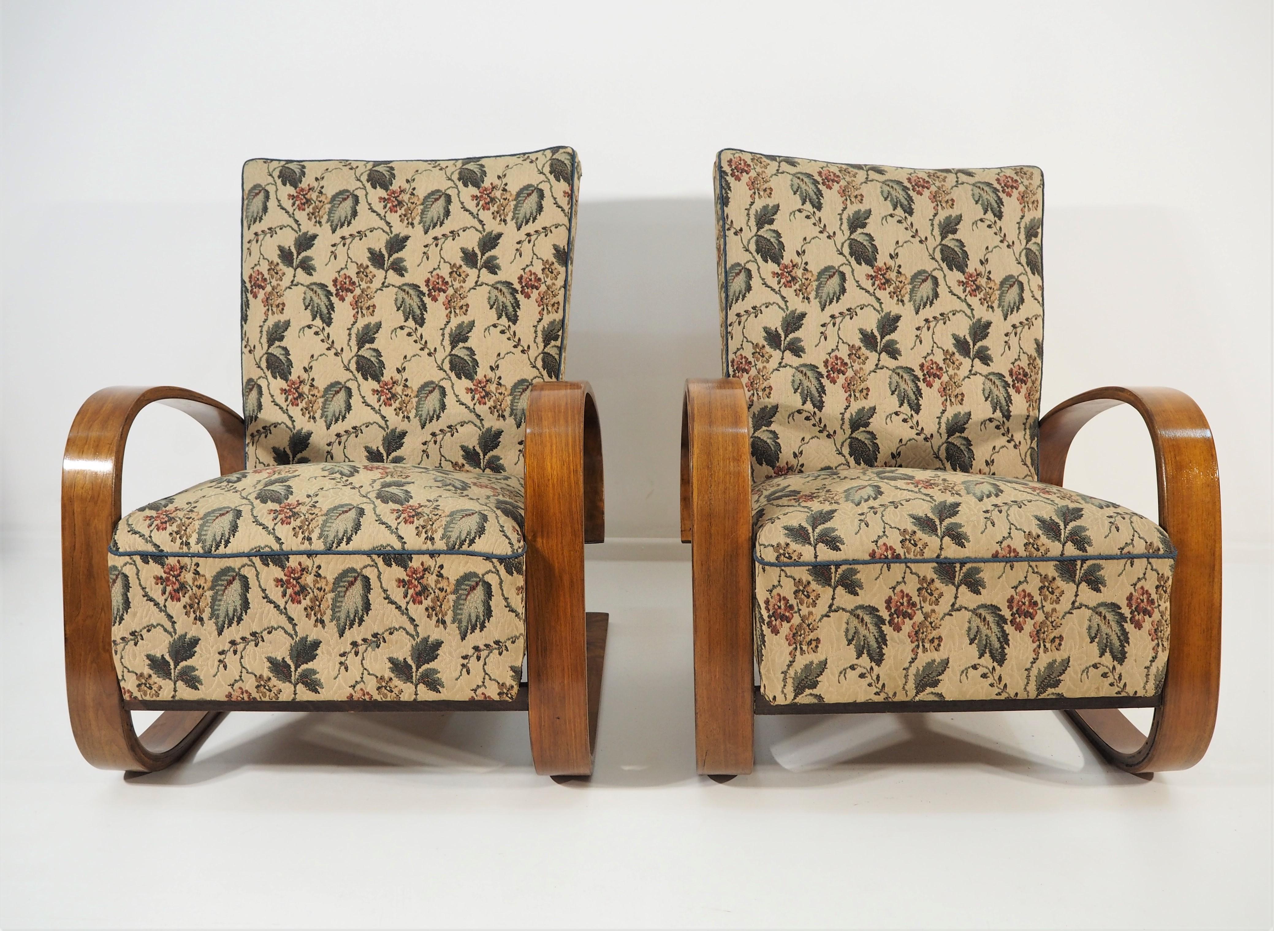 Cantilever armchairs by Miroslav Navratil, 1930s, set of 2 in the style of the 