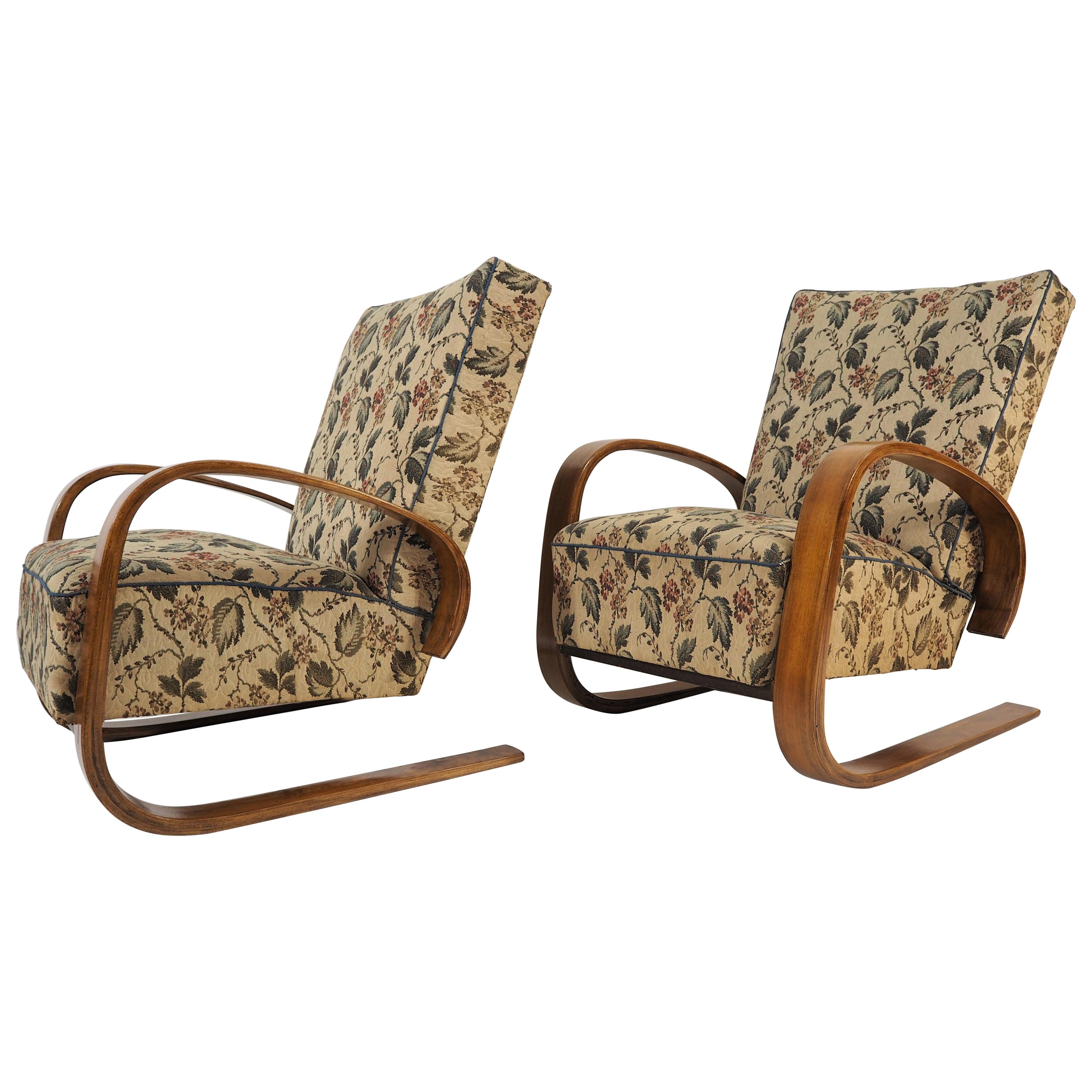 Vintage Lounge Chairs by Miroslav Navratil, 1930s, Set of 2 For Sale
