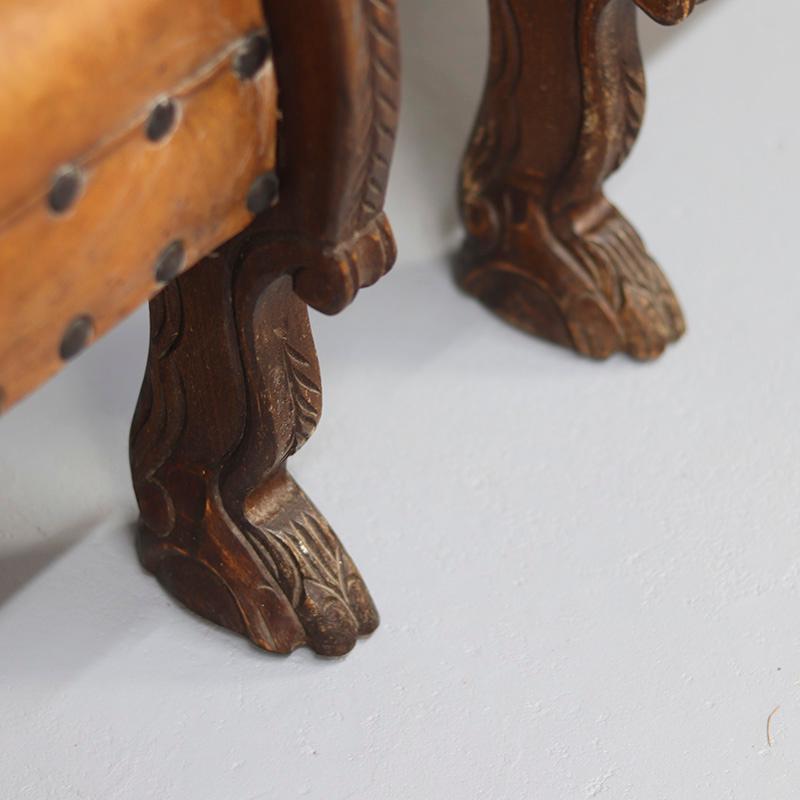 Vintage Lounge Chairs in Leather, 1960s, Set of 2 (Mittelalterlich) im Angebot