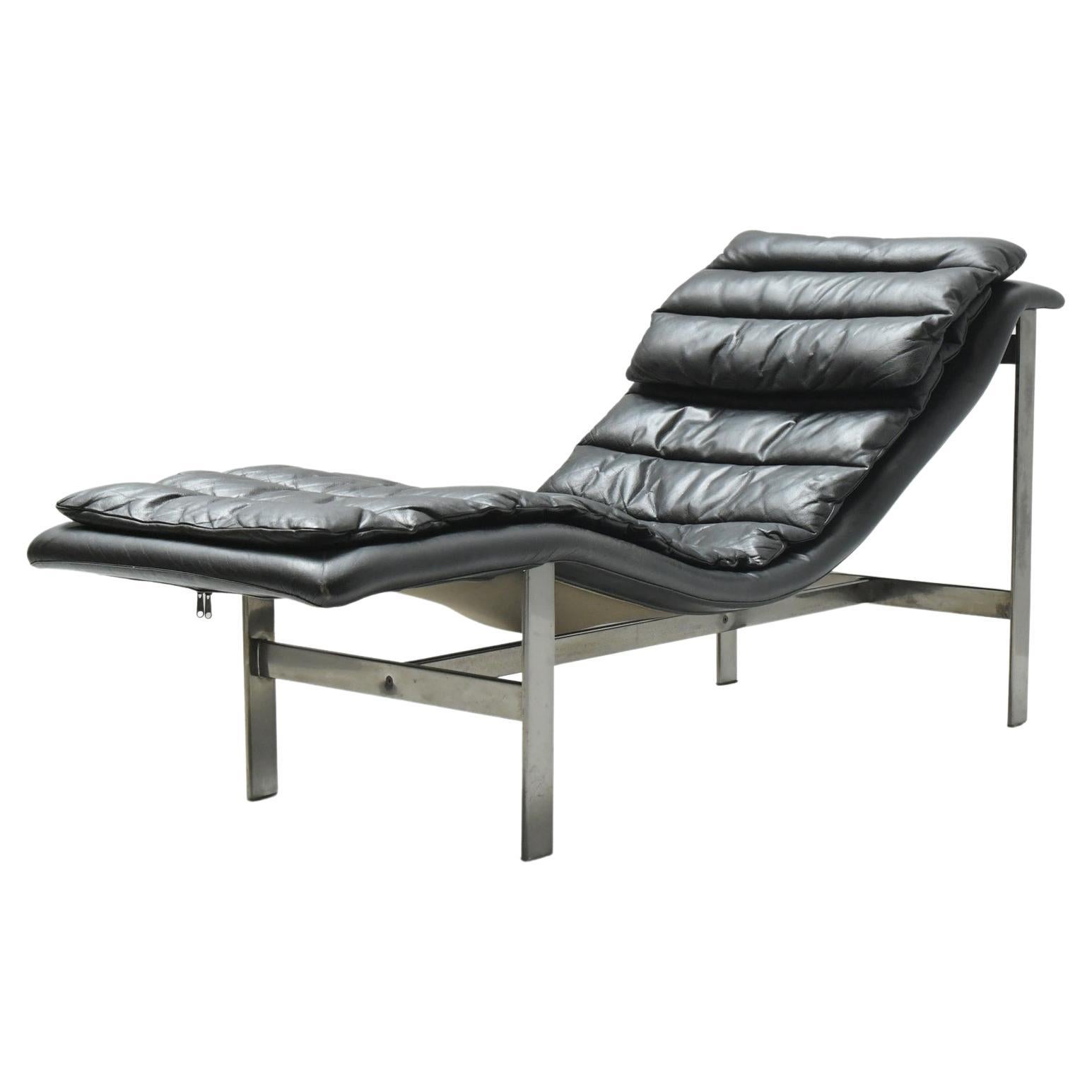 Vintage Lounge daybed in black leather by Mobel Italia - Italy For Sale