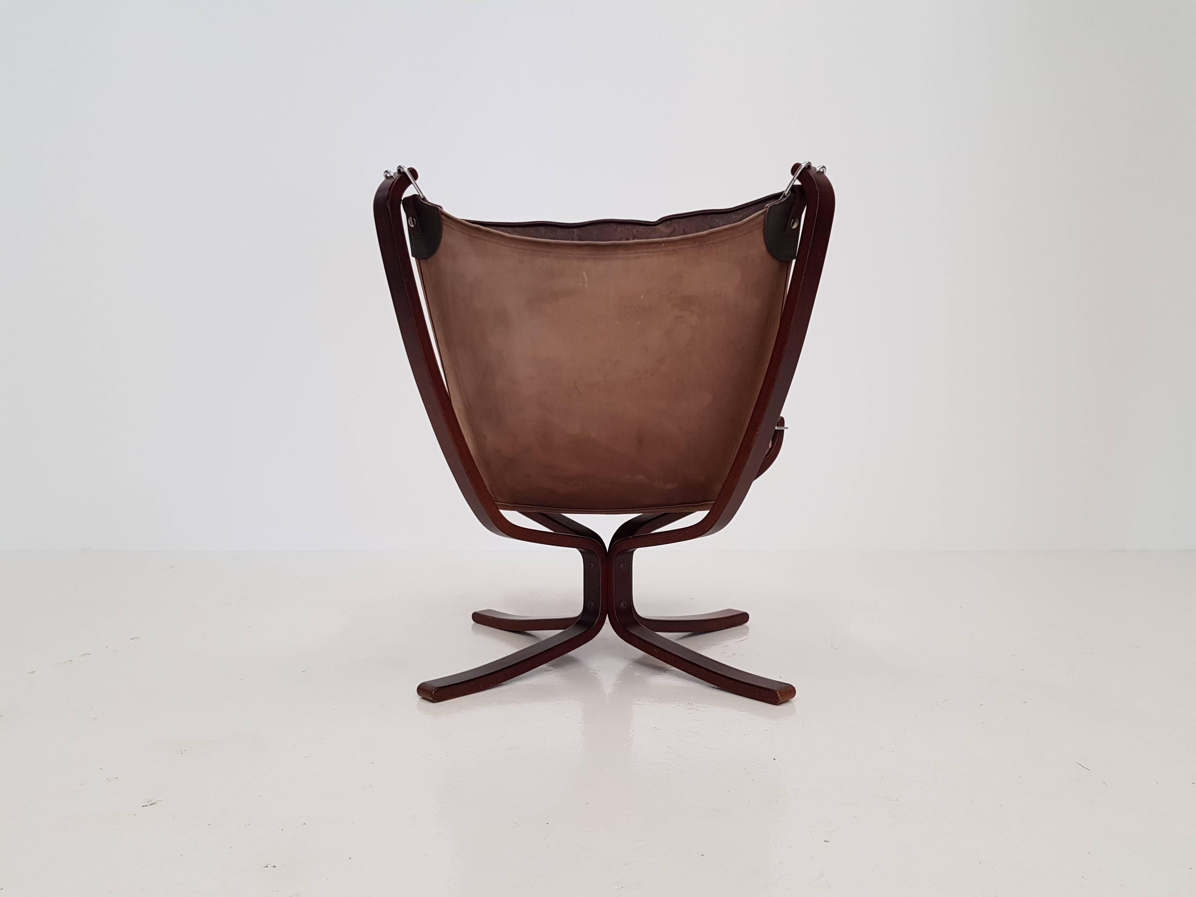Vintage Low-Backed X-Framed Sigurd Ressell Designed Falcon Chair, 1970s 2