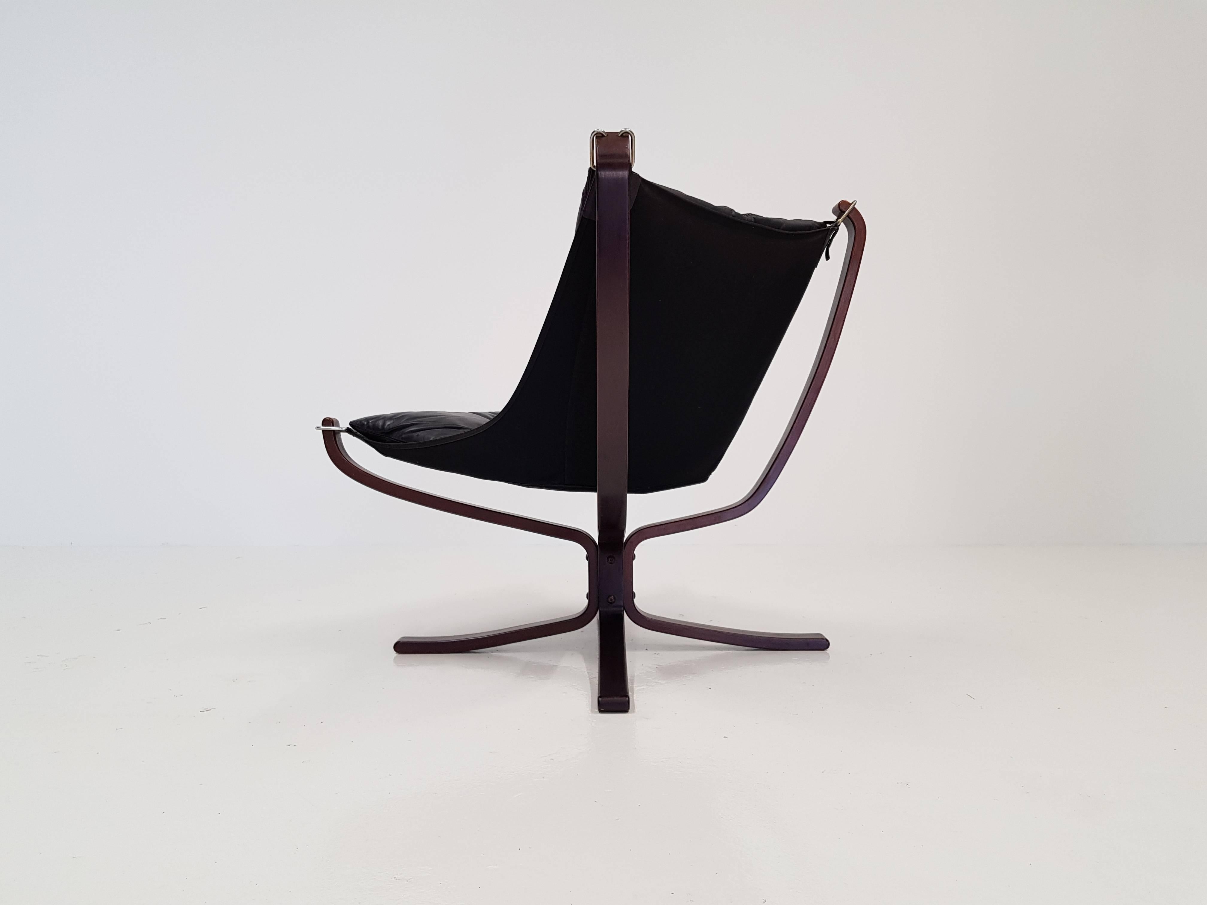 Vintage Low-Backed X-Framed Sigurd Ressell Designed Falcon Chair, 1970s 2