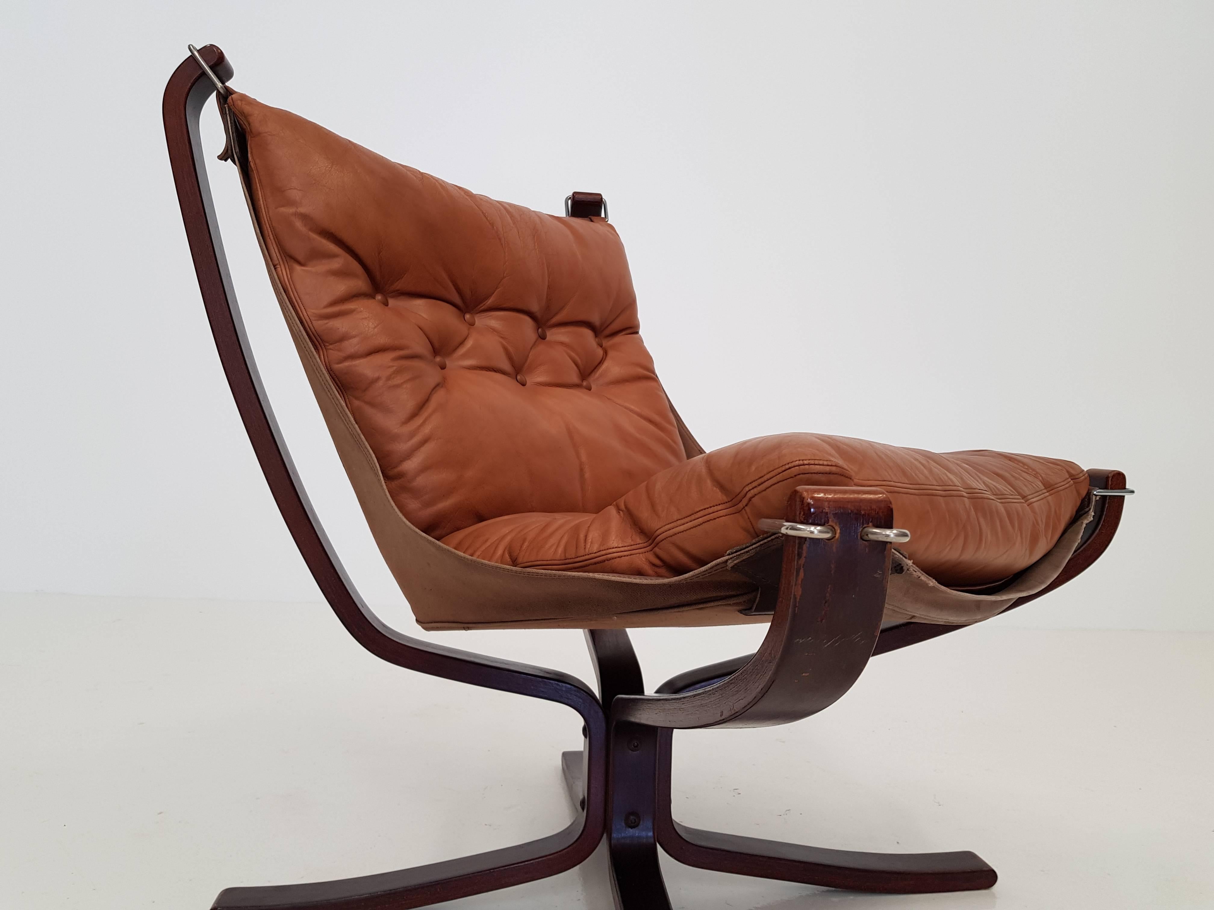 Vintage Low-Backed X-Framed Sigurd Ressell Designed Falcon Chair, 1970s 2