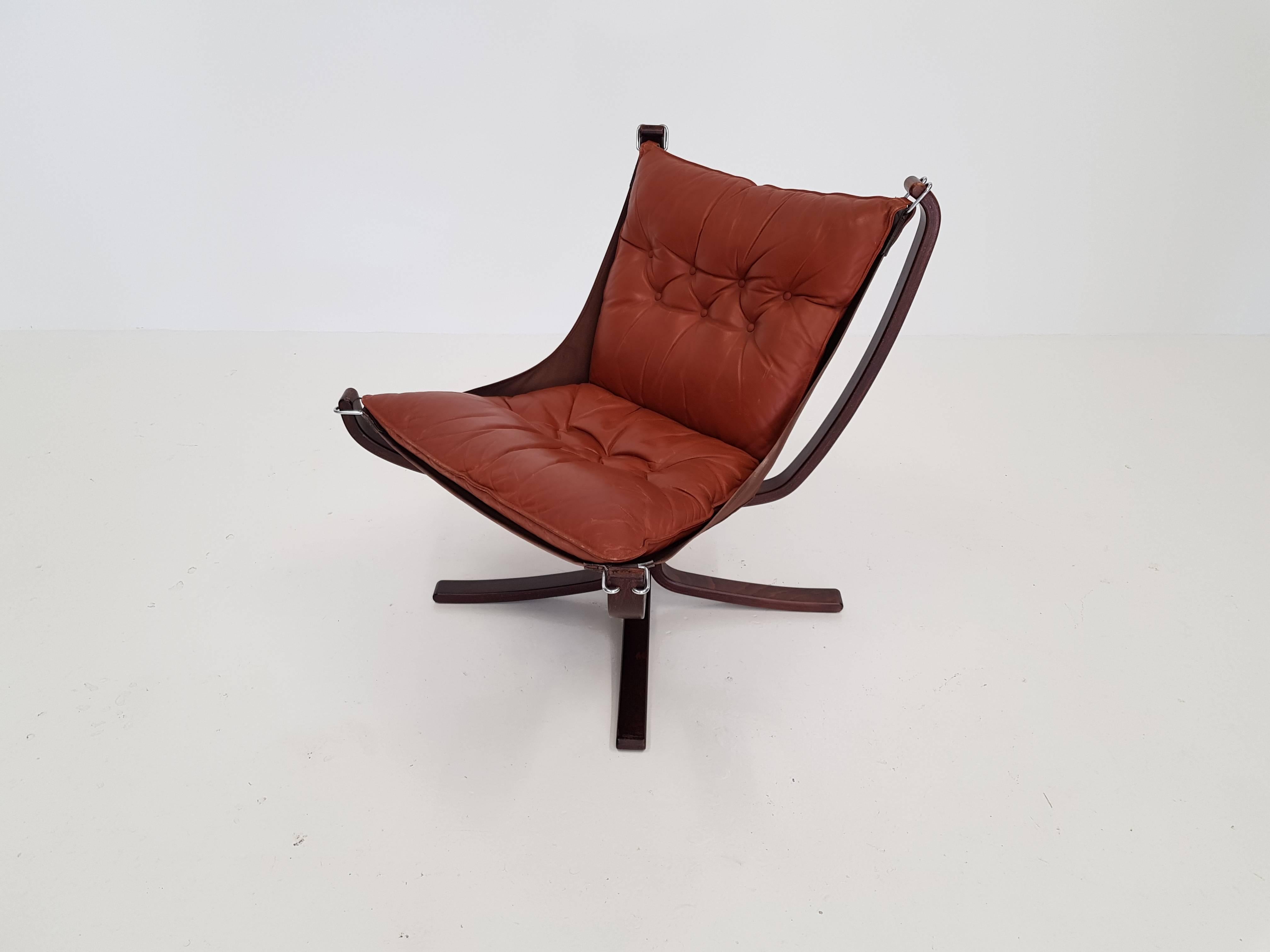 Mid-Century Modern Vintage Low-Backed X-Framed Sigurd Ressell Designed Falcon Chair, 1970s