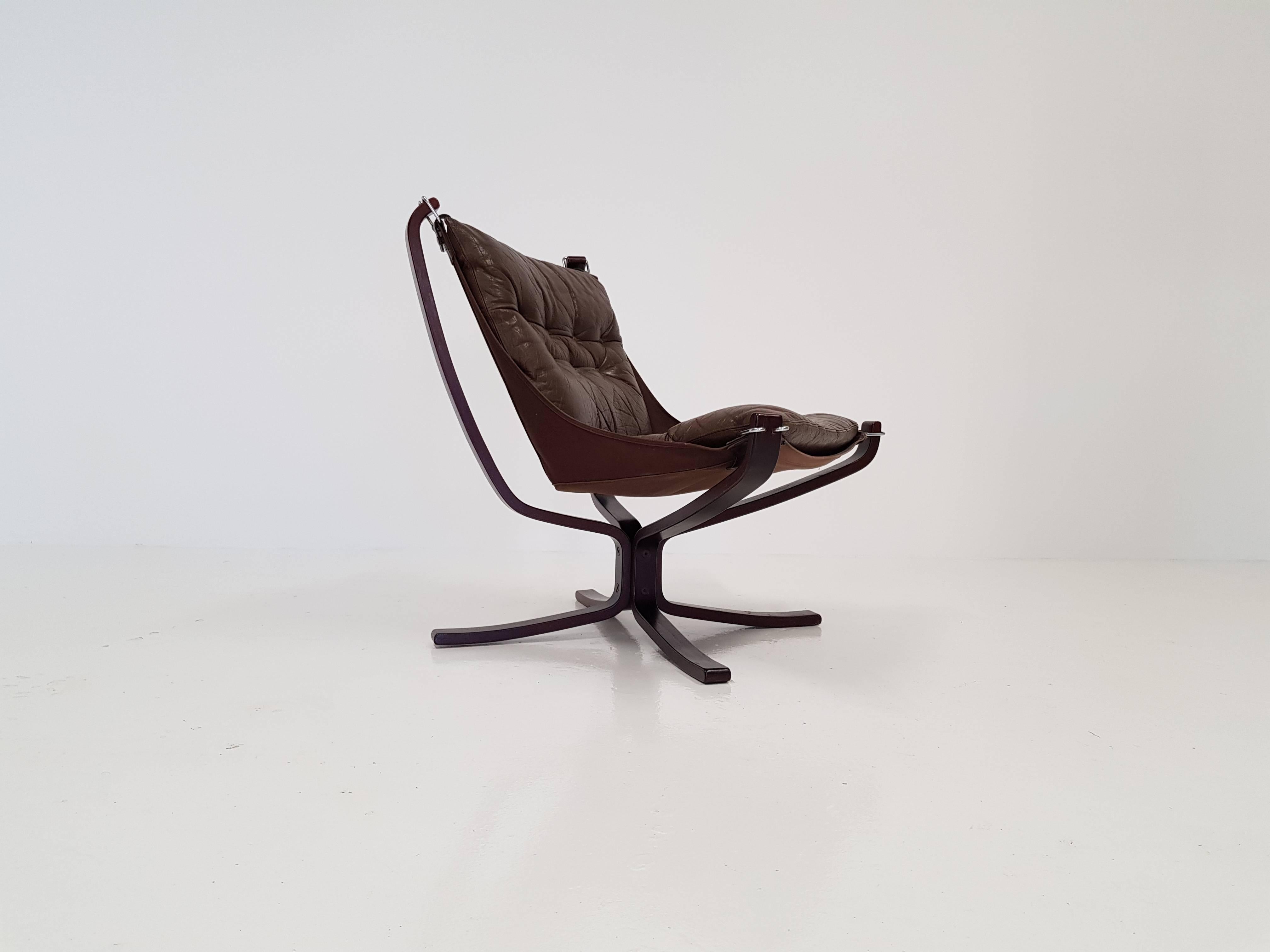 Mid-Century Modern Vintage Low-Backed X-Framed Sigurd Ressell Designed Falcon Chair, 1970s