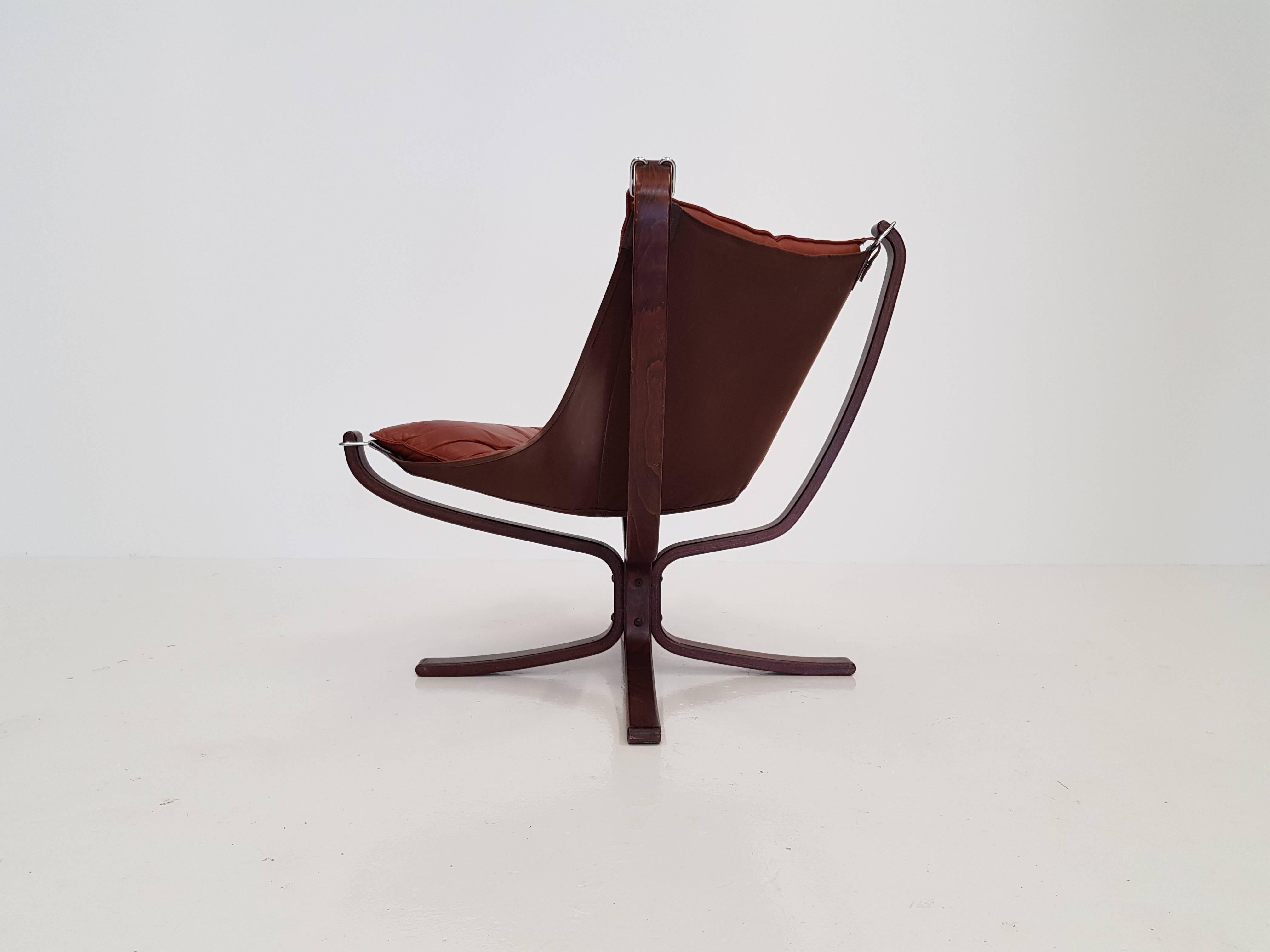 Norwegian Vintage Low-Backed X-Framed Sigurd Ressell Designed Falcon Chair, 1970s