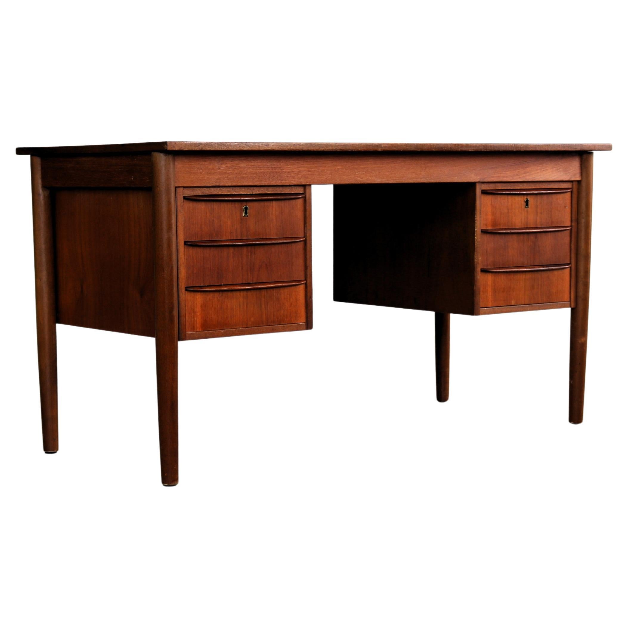 vintage low desk  teak  1960s  Danish