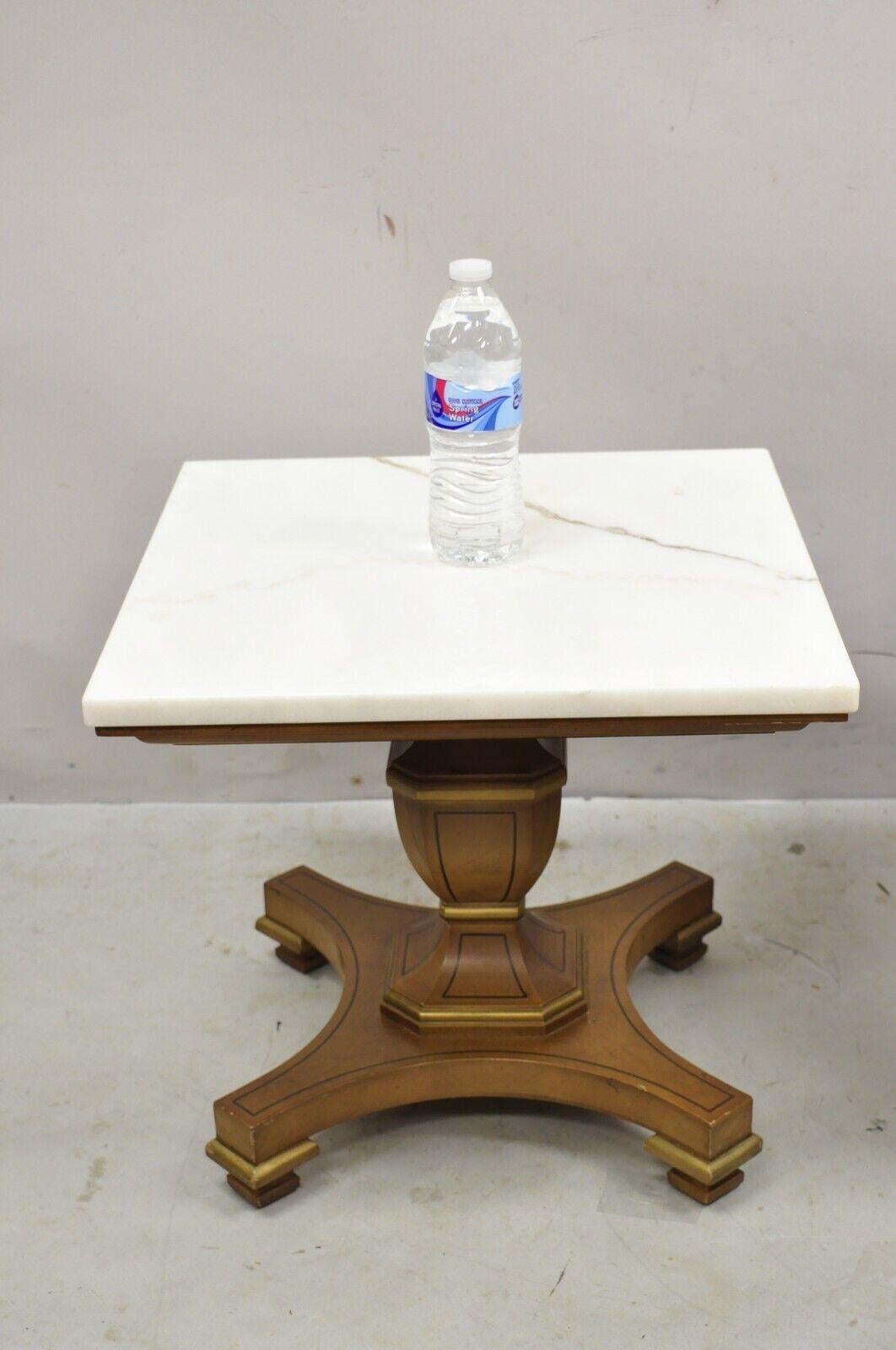 Paire de tables d'appoint vintage à piédestal en marbre de style Empire par Imperial en vente 8