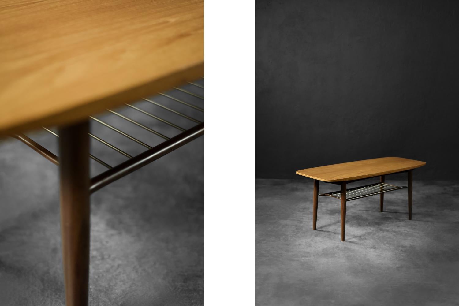 Milieu du XXe siècle Vintage Low Mid-Century Danish Modern Hyggebord 55 Coffee Table Teak with Shelf en vente