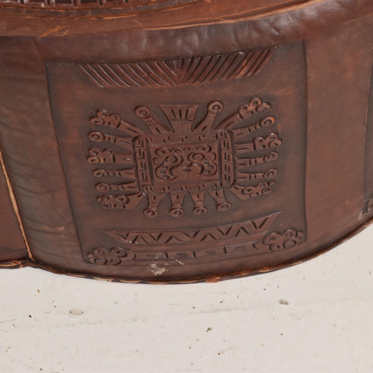 Vintage Low Stool Leather Suitcase Central American Mayan Motif Angel Pazmino In Good Condition In Chula Vista, CA
