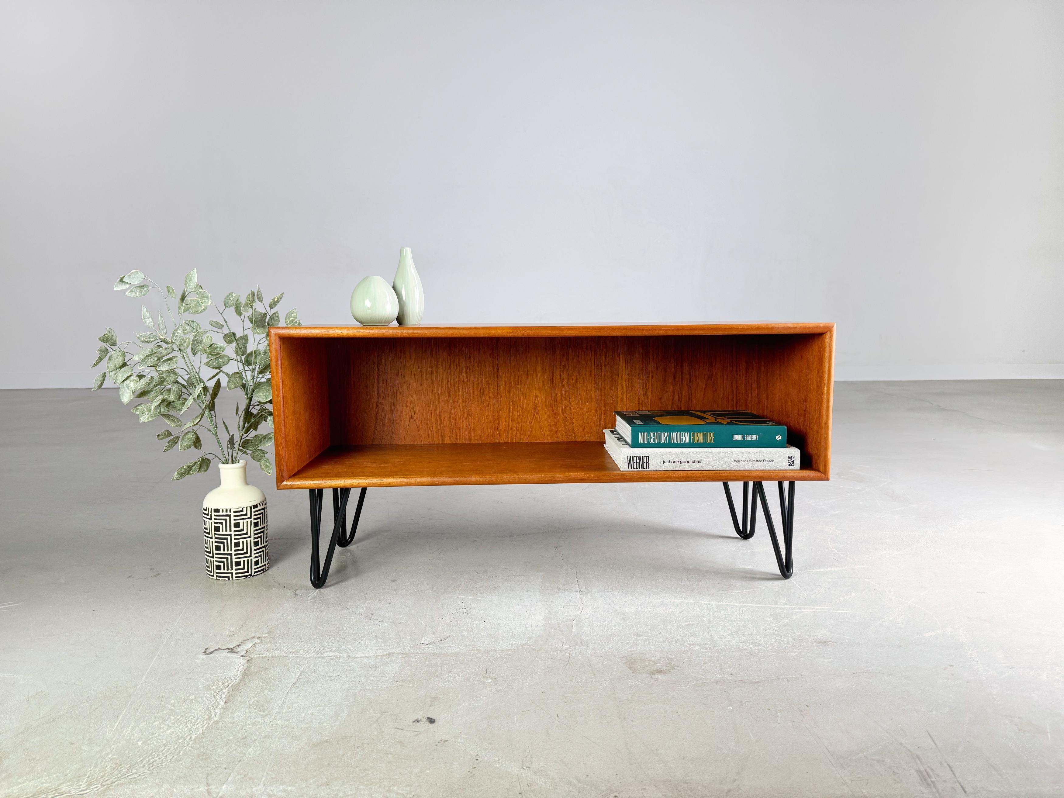 Mid-Century Modern Vintage Lowboard Midcentury Sideboard Dyrlund Teak 1960er