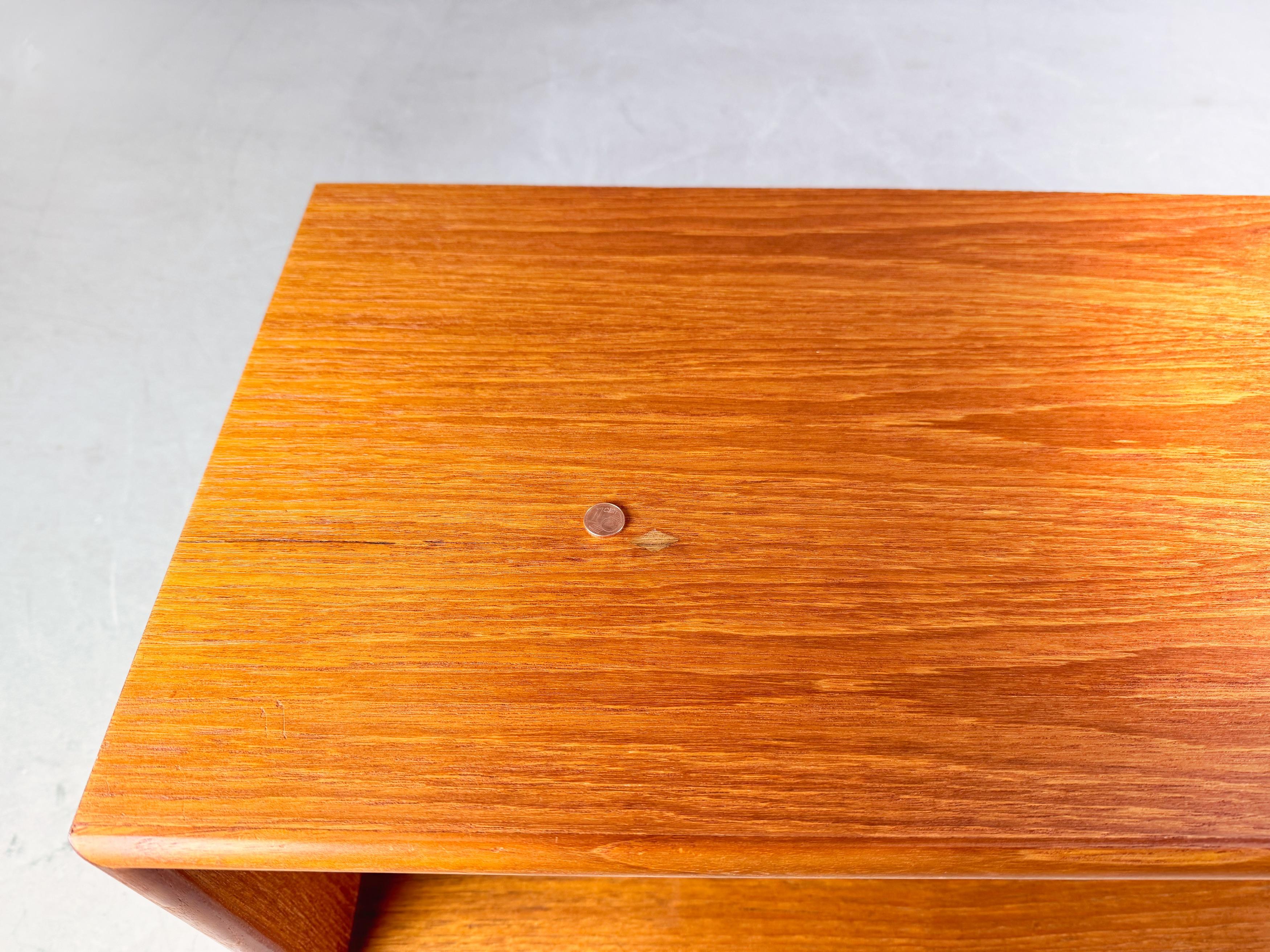 Vintage Lowboard Midcentury Sideboard Dyrlund Teak 1960er In Fair Condition In Berlin, DE