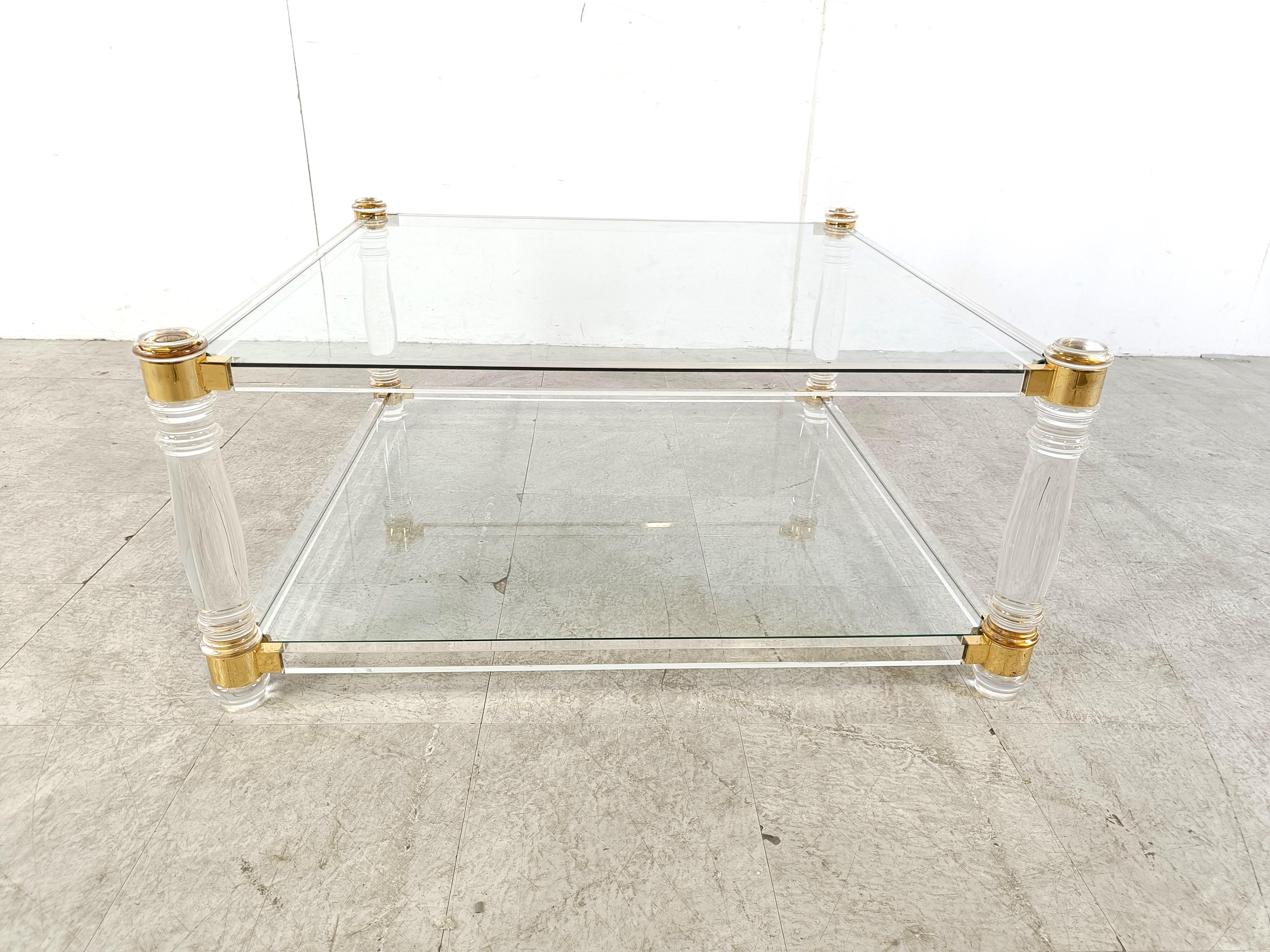 Vintage lucite  and brass coffee table, 1970s In Good Condition In HEVERLEE, BE