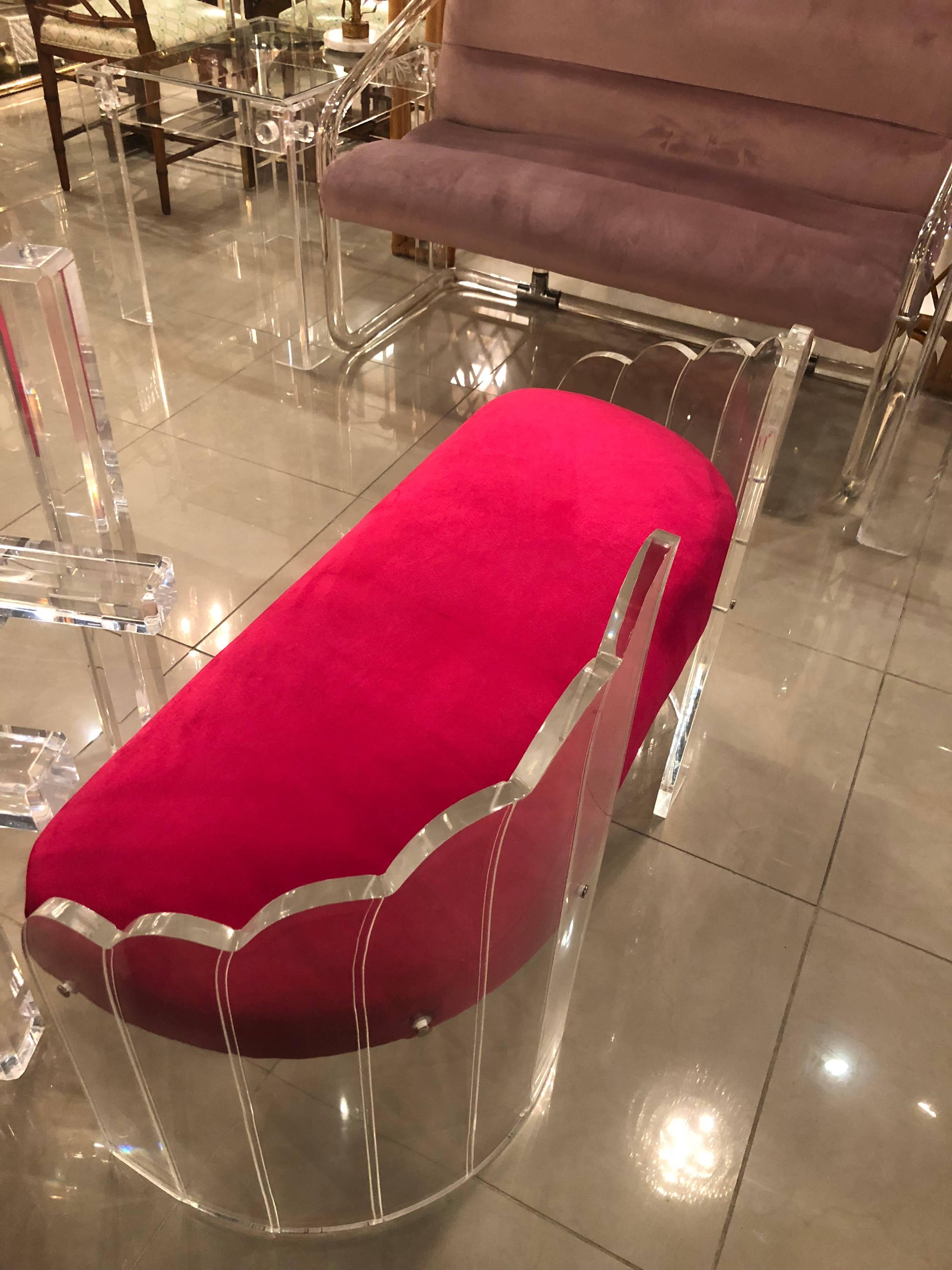 Vintage Lucite Bench Pink Velvet Cushion Hollywood Regency In Excellent Condition In West Palm Beach, FL
