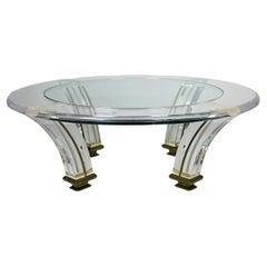 Table basse vintage en lucite et laiton