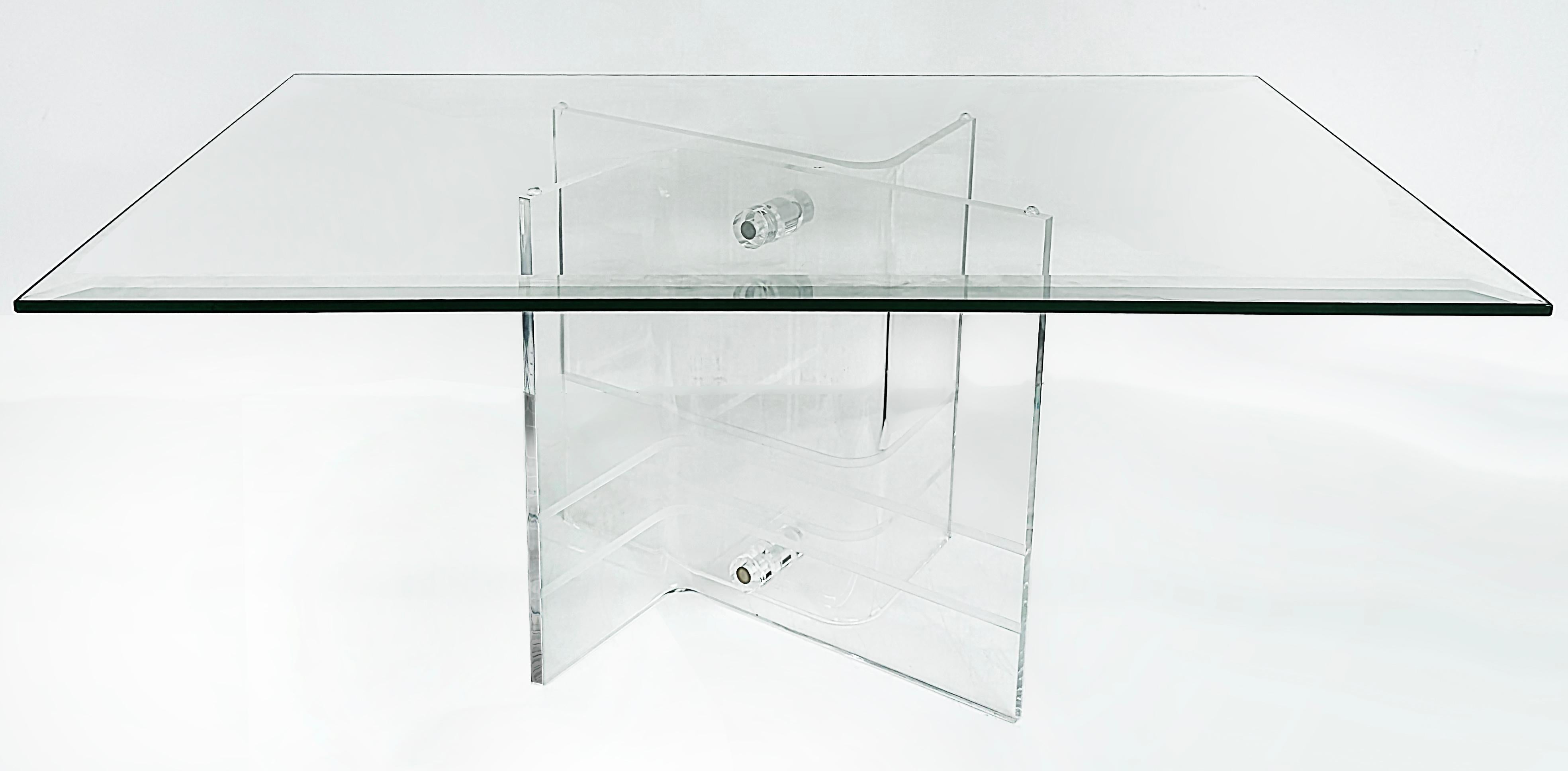 Vintage Lucite Criss Cross Coffee Table With Glass Top, 2 Available Tallado en venta