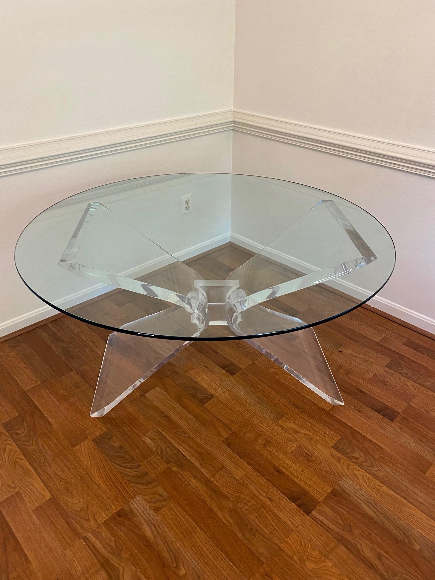 Mid-Century Modern Vintage Lucite Dining Table, in the Style of Lion in Frost For Sale