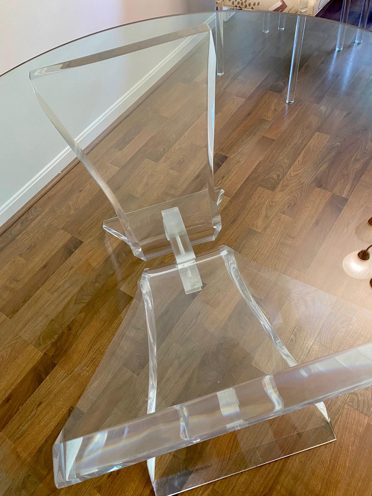 20th Century Vintage Lucite Dining Table, in the Style of Lion in Frost For Sale