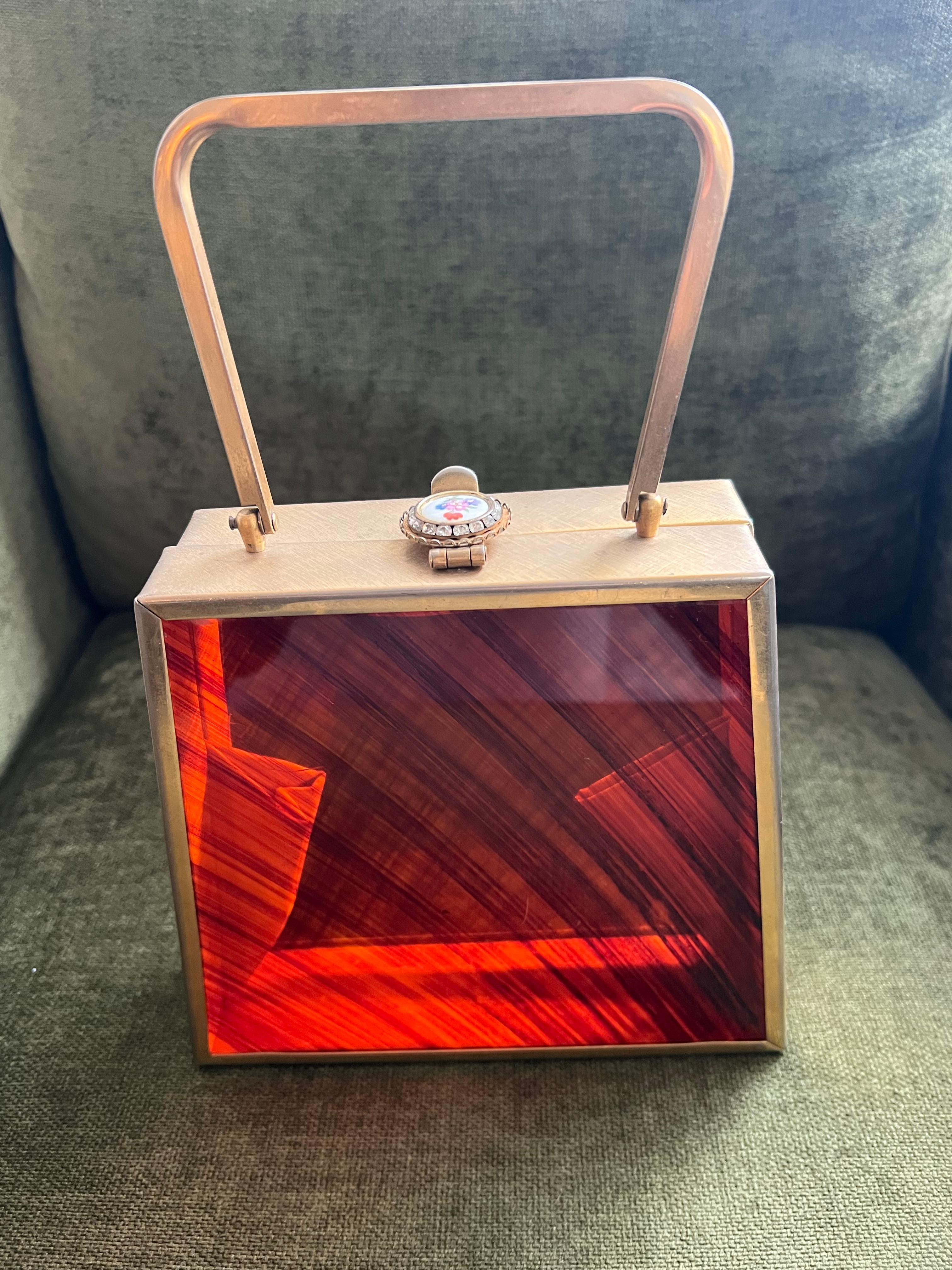 Vintage Lucite Evening Clutch Flyover New York Circa 1950 Porcelain & Agate For Sale 3