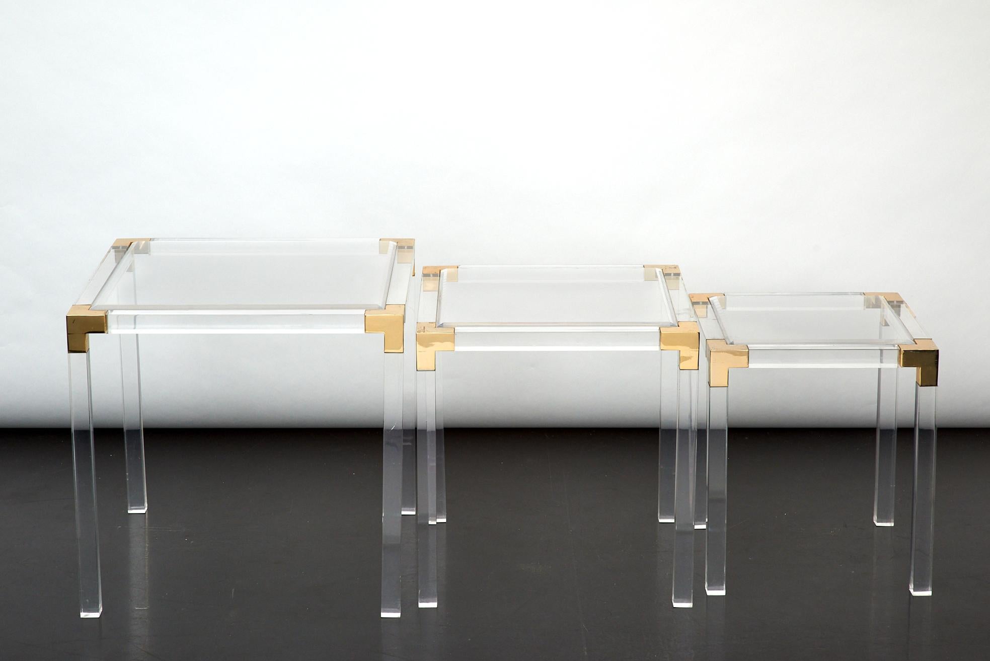 Mesas nido vintage de lucite, Francia años 80. en Bueno estado para la venta en Athens, Attiki