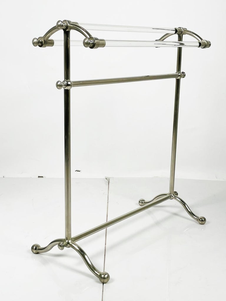 Vintage Lucite and Nickel Freestanding Towel Holder For Sale at 1stDibs