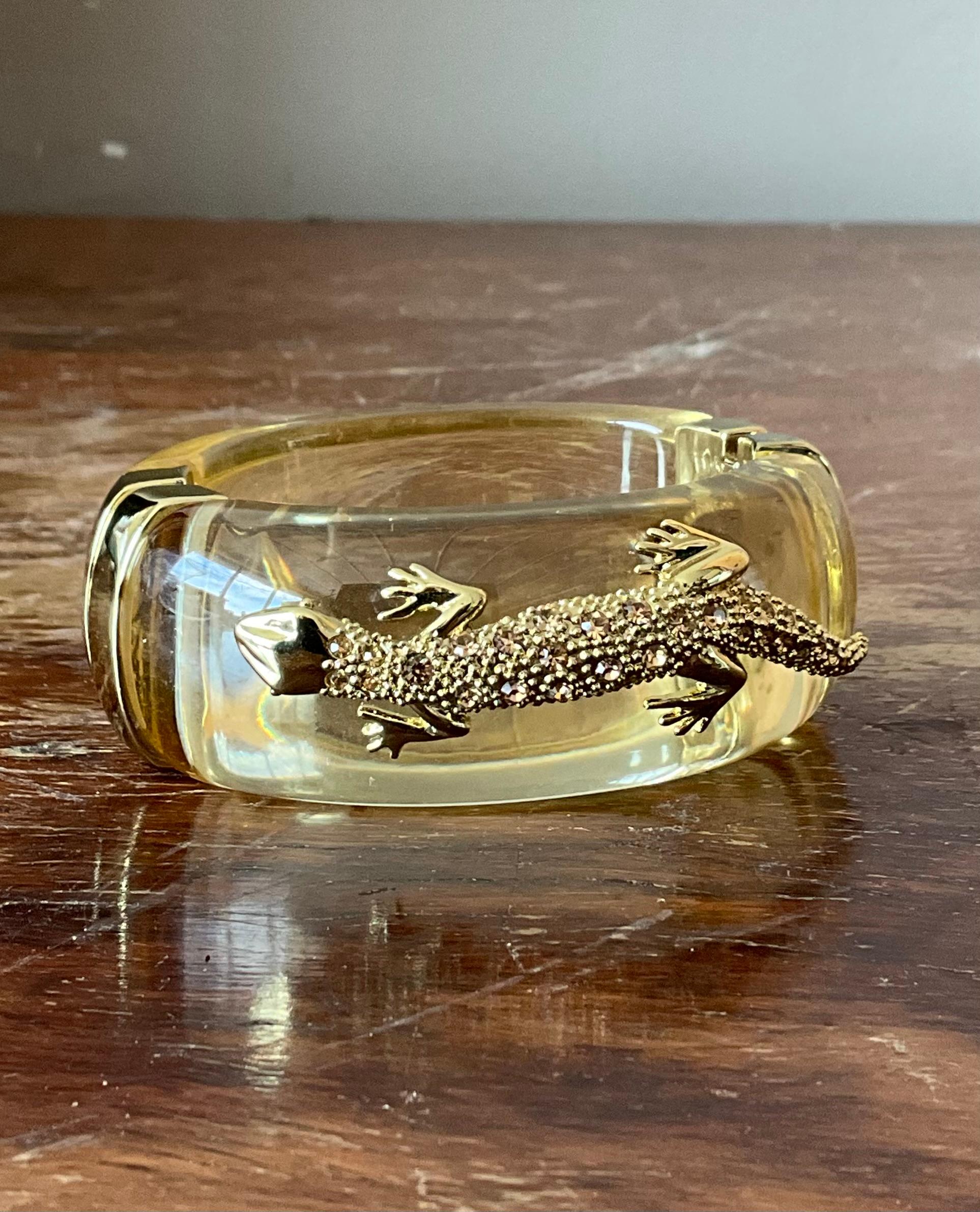 Art Deco Vintage Lucite & Rhinestone Encrusted Lizard Hinge Bracelet For Sale
