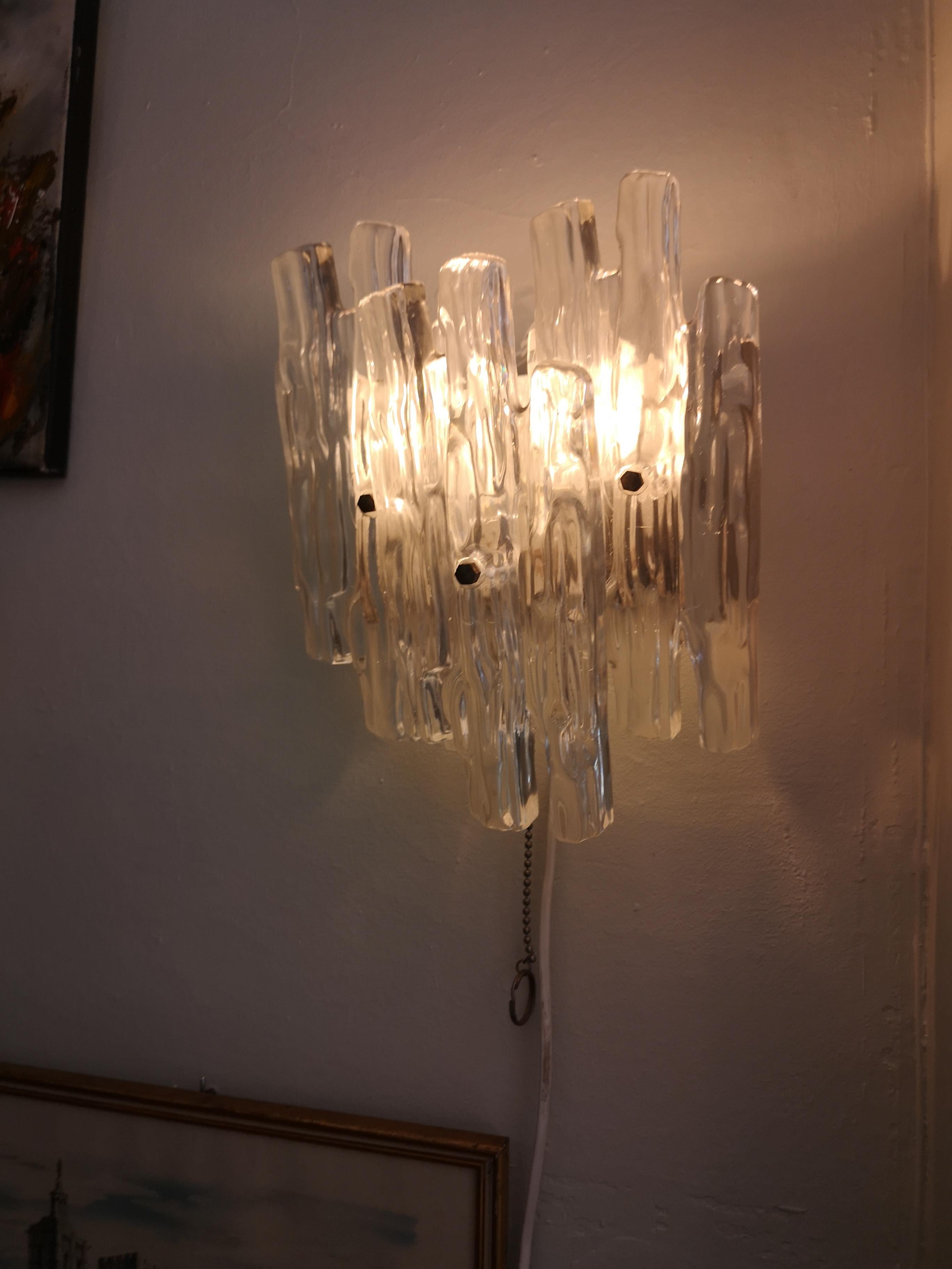 Vintage lucite wall lamp in the J. T. Kalmar style ice glass model circa 1960 For Sale 1