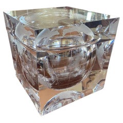 Retro Lucite World Globe Ice Bucket by Alessandro Albrizzi 1960s Italy
