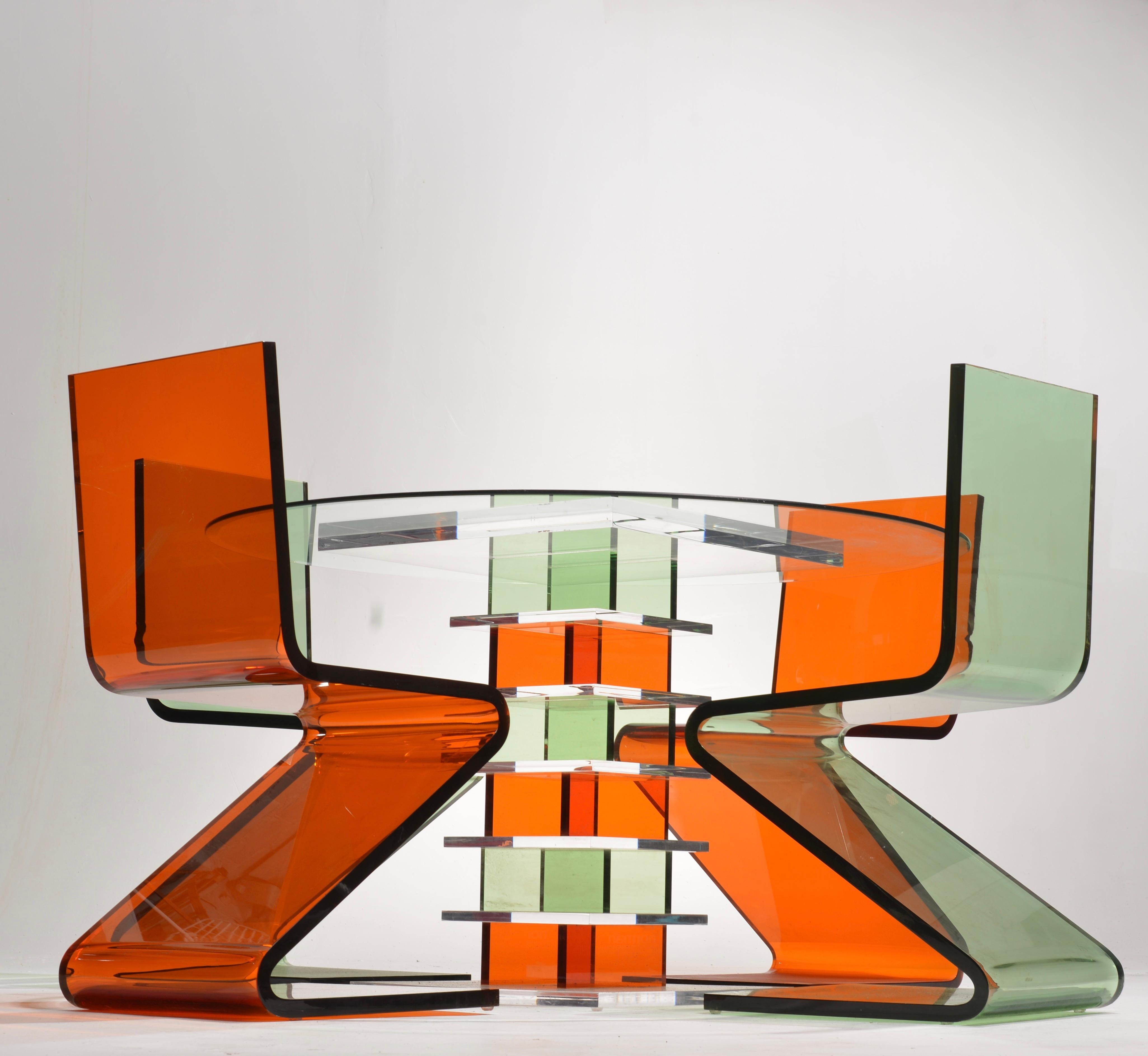 Vintage Lucite Z-Tisch und Z-Stühle aus Lucite von Shlomi Haziza für H Studio (Ende des 20. Jahrhunderts) im Angebot