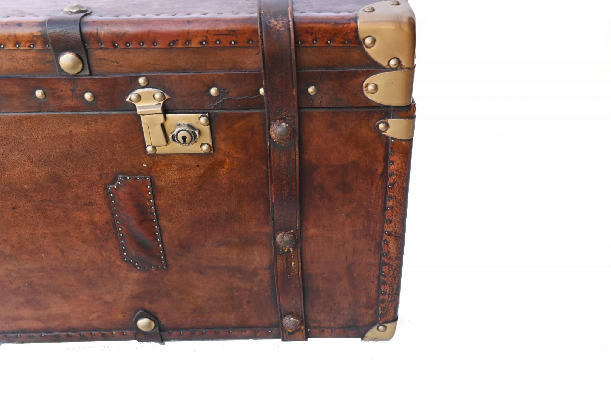Late 20th Century Vintage Luggage Box Steamer Trunk Coffee Table