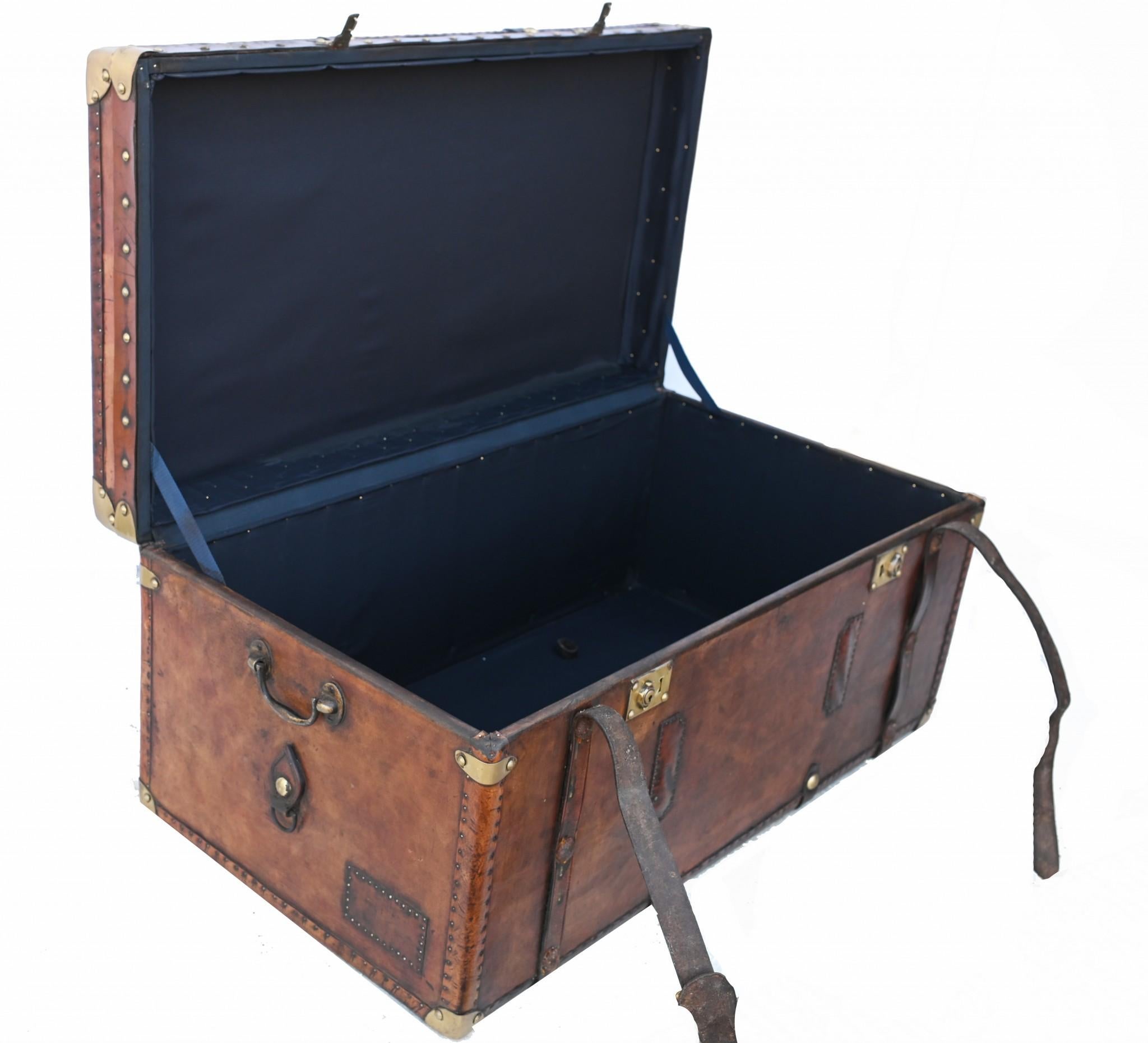 Leather Vintage Luggage Box Steamer Trunk Coffee Table