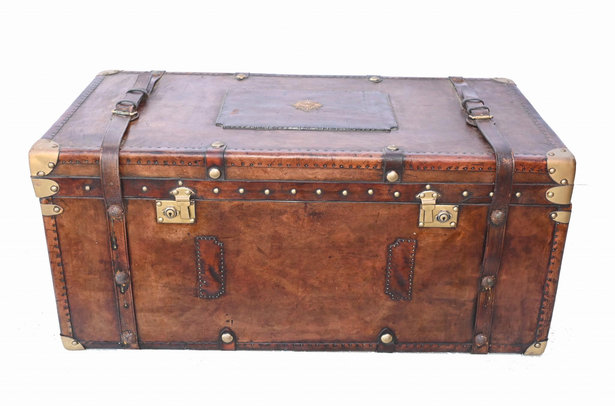 Vintage Luggage Box Steamer Trunk Coffee Table 4