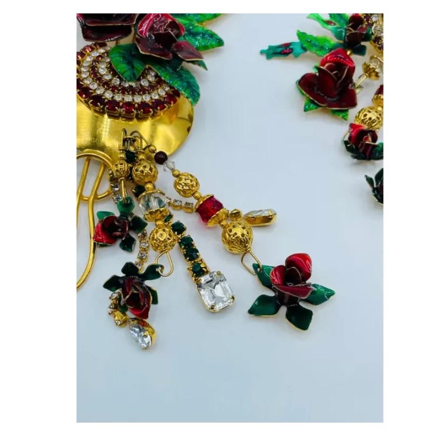 Vintage Lunch At the Ritz Red Roses Rose Earrings and Brooch/Pendant Set For Sale 3